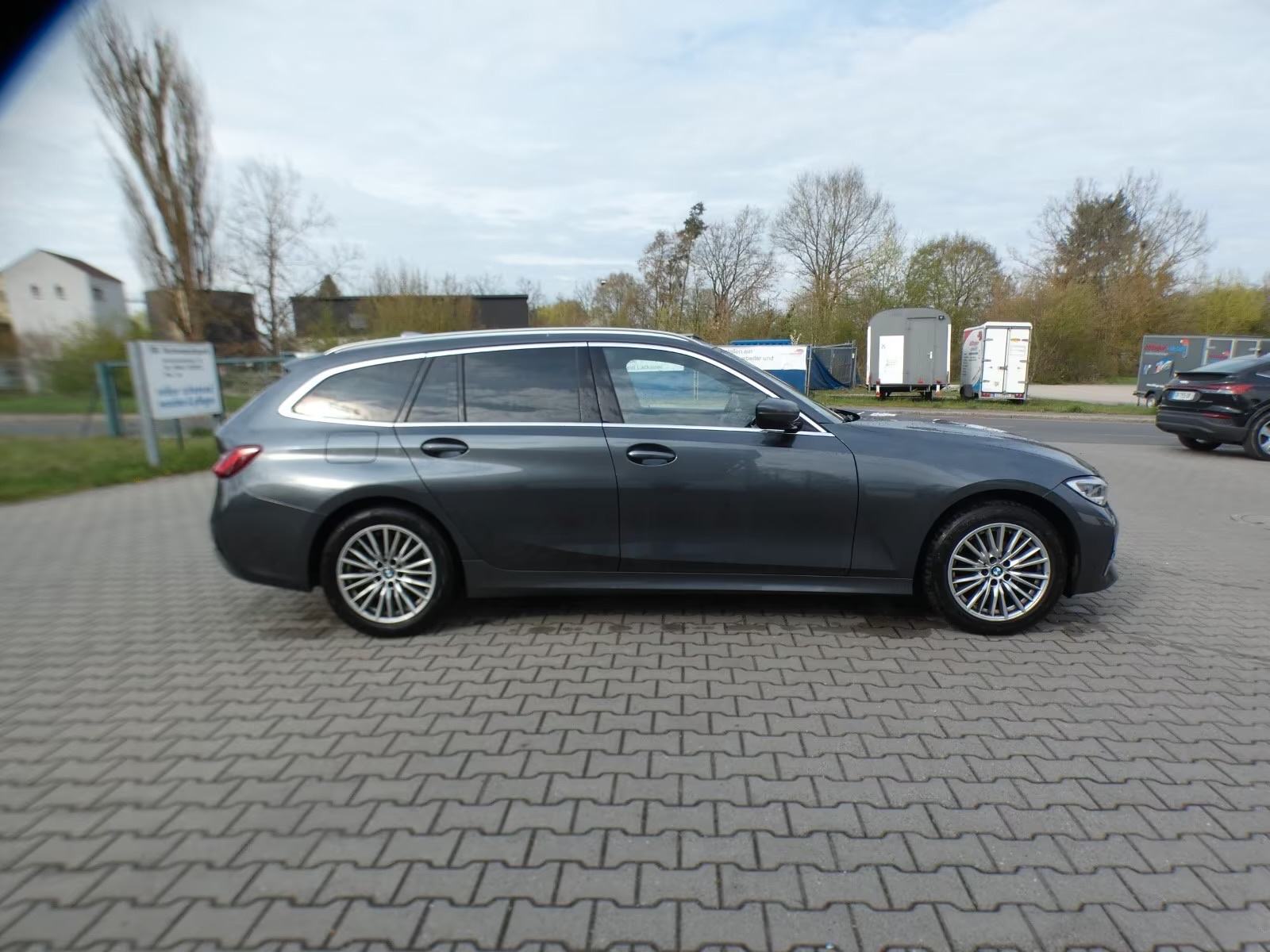 BMW serija 3 Touring 318d automatik, pogled izvana - slika 5