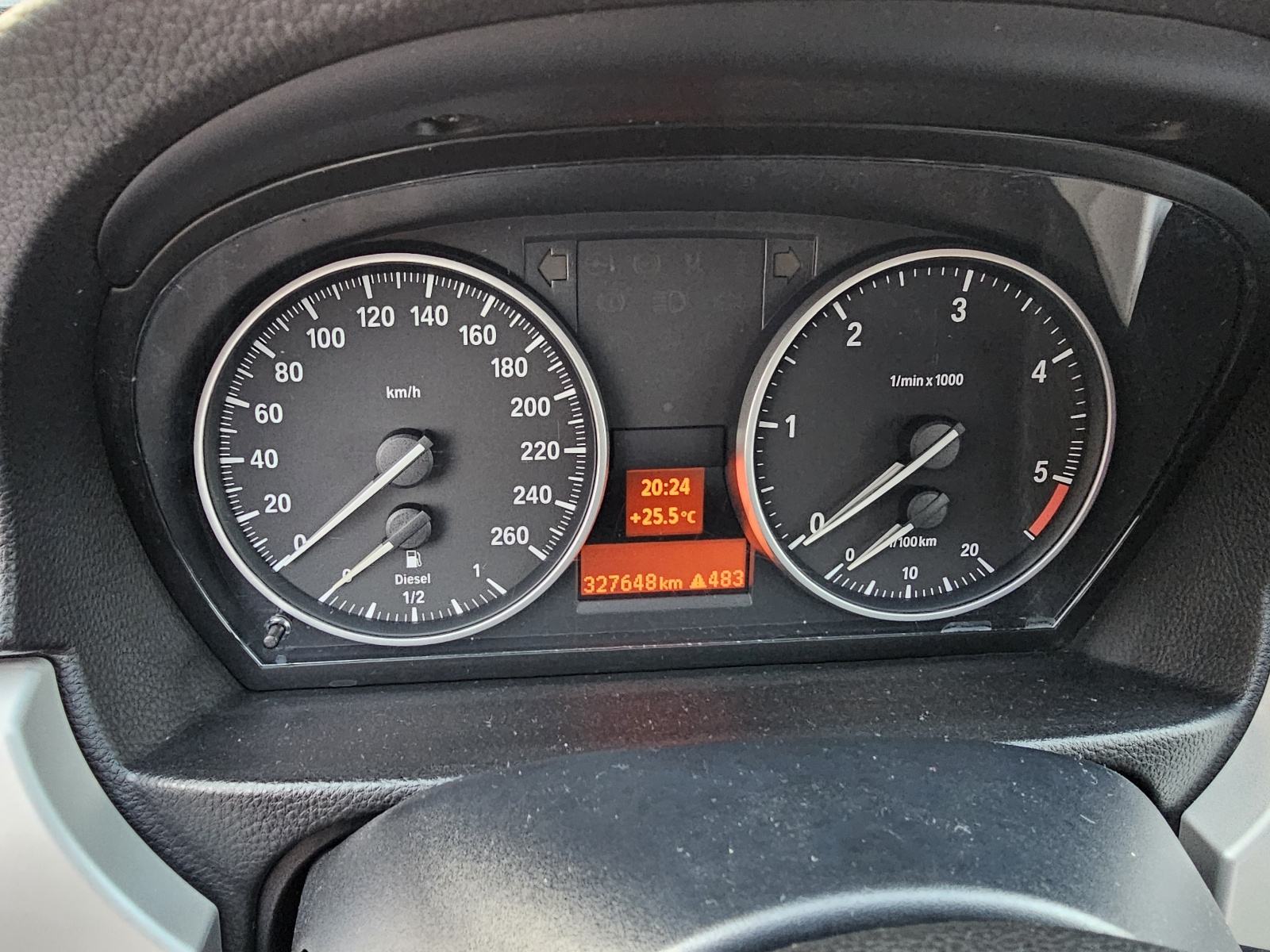 BMW serija 3 Touring 318d ***ODLIČNO-STANJE***6-BRZINA***REDIZAJN***, fotografija 16