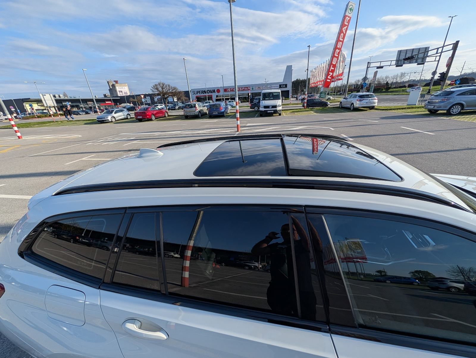 BMW serija 3 Touring 318d, fotografija 6