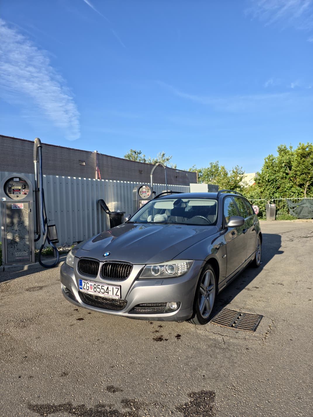 BMW serija 3 Touring 318d LCI - HITNO, pogled izvana - slika 1