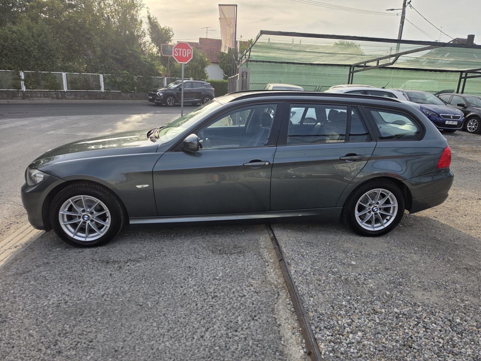 BMW serija 3 Touring 318d / REG 1 GOD / XENON !, fotografija 3