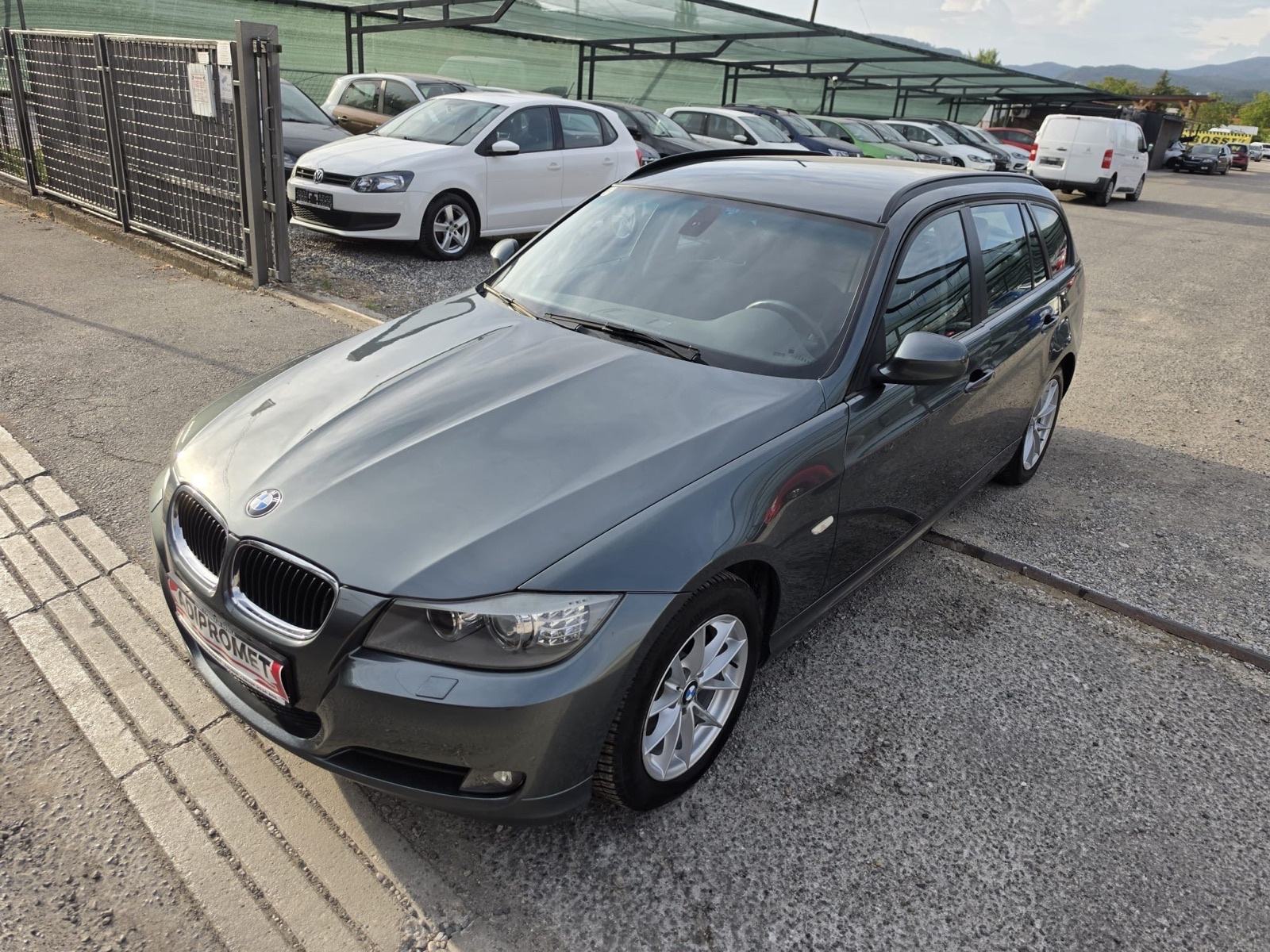 BMW serija 3 Touring 318d / REG 1 GOD / XENON !, fotografija 7
