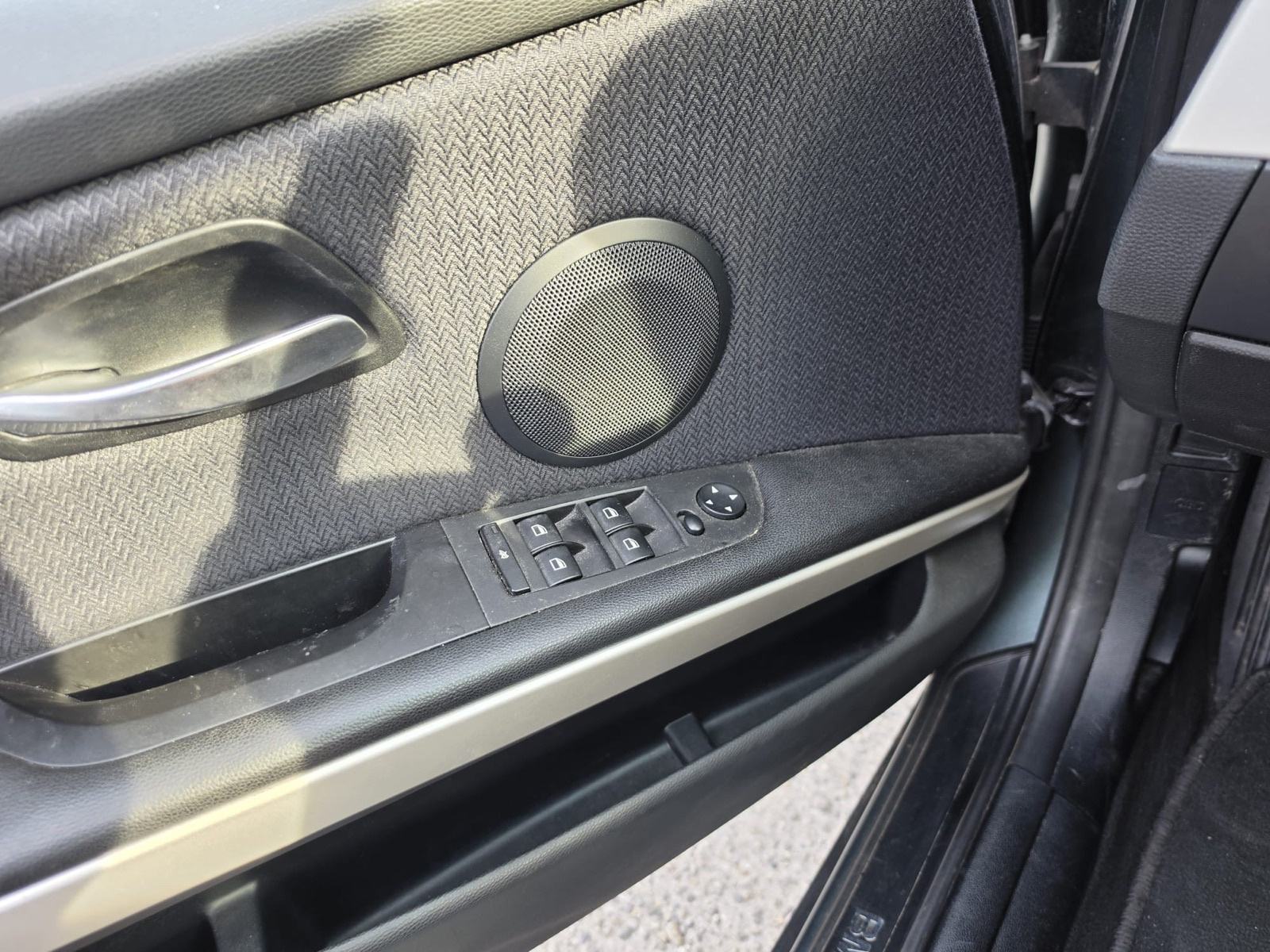 BMW serija 3 Touring 318d / REG 1 GOD / XENON !, fotografija 16
