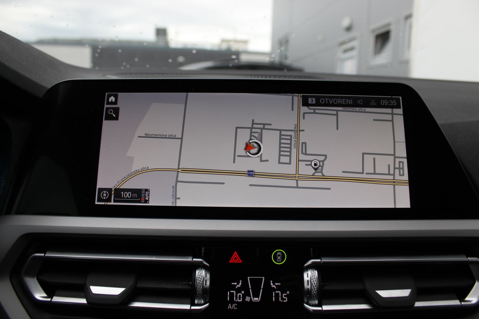 BMW serija 3 Touring 318d, fotografija 14