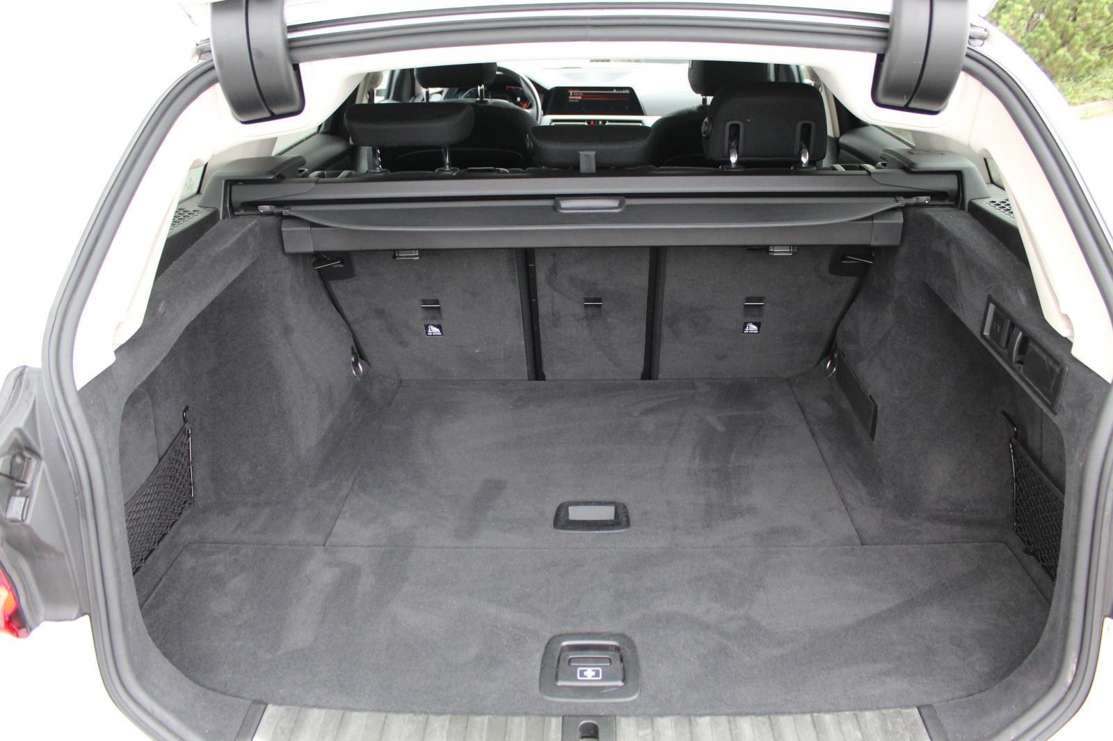 BMW serija 3 Touring 318d, fotografija 16