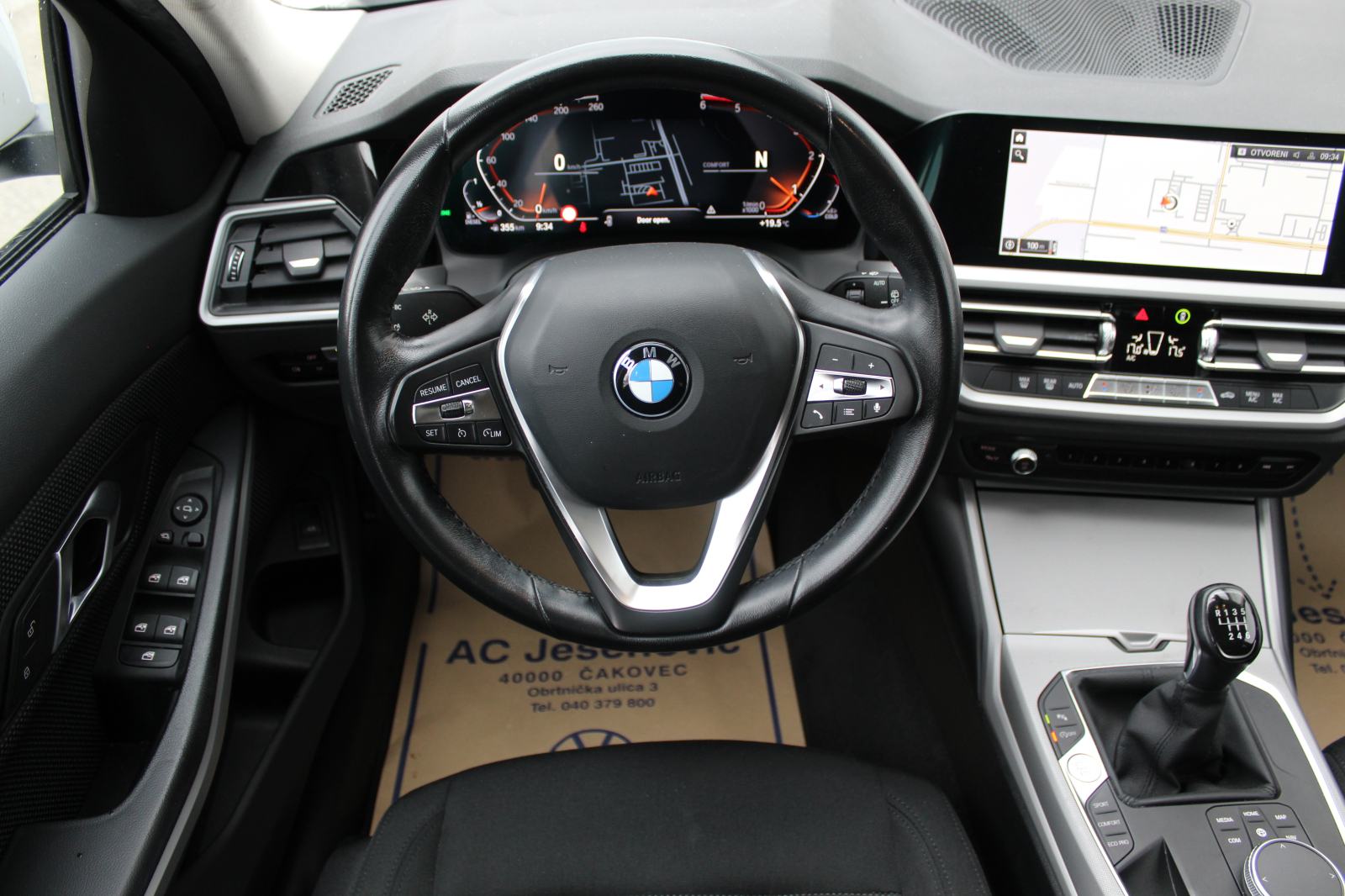 BMW serija 3 Touring 318d, fotografija 10