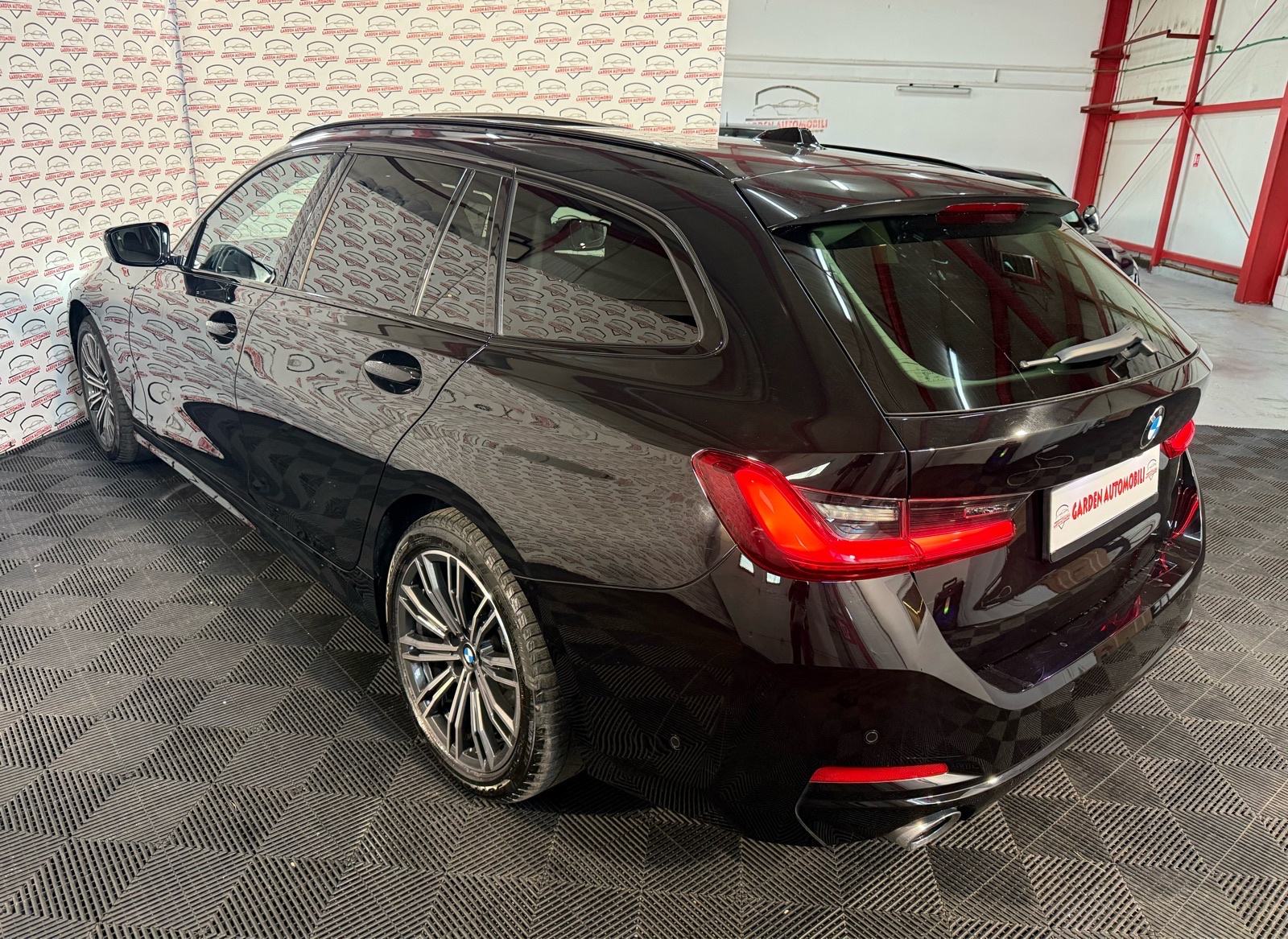 BMW serija 3 Touring 320d*AUTOMATIK*PANO*H&K*LASER*, fotografija 7