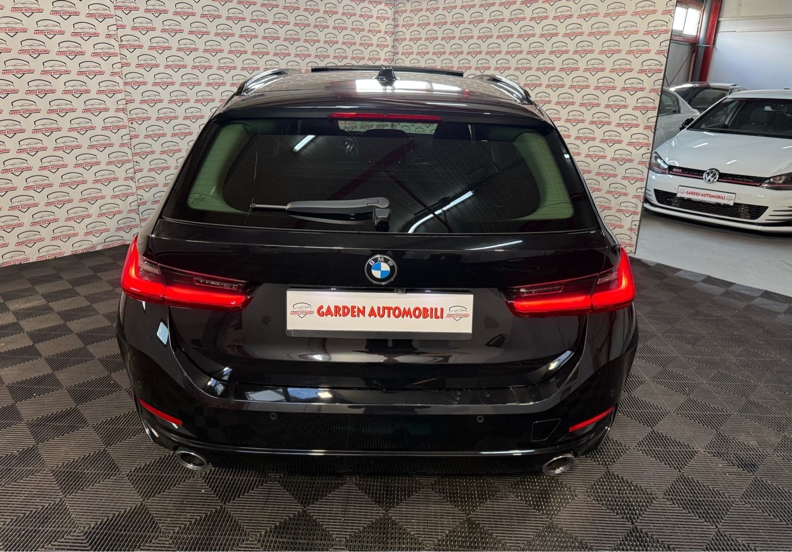 BMW serija 3 Touring 320d*AUTOMATIK*PANO*H&K*LASER*, fotografija 6