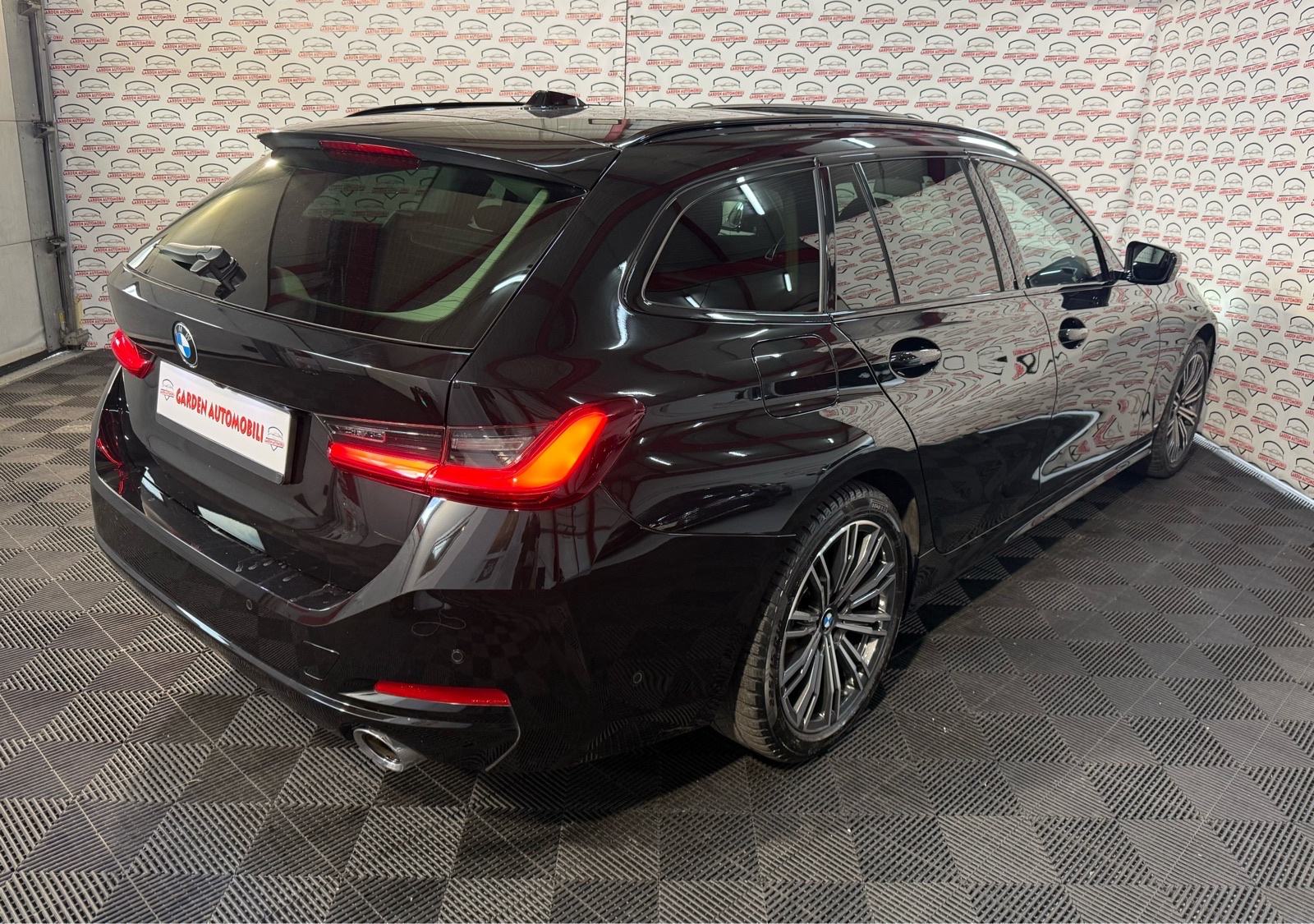 BMW serija 3 Touring 320d*AUTOMATIK*PANO*H&K*LASER*, fotografija 5