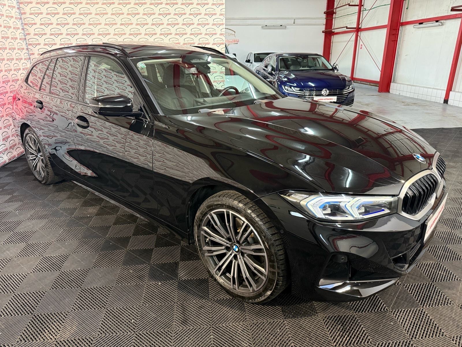 BMW serija 3 Touring 320d*AUTOMATIK*PANO*H&K*LASER*, fotografija 4