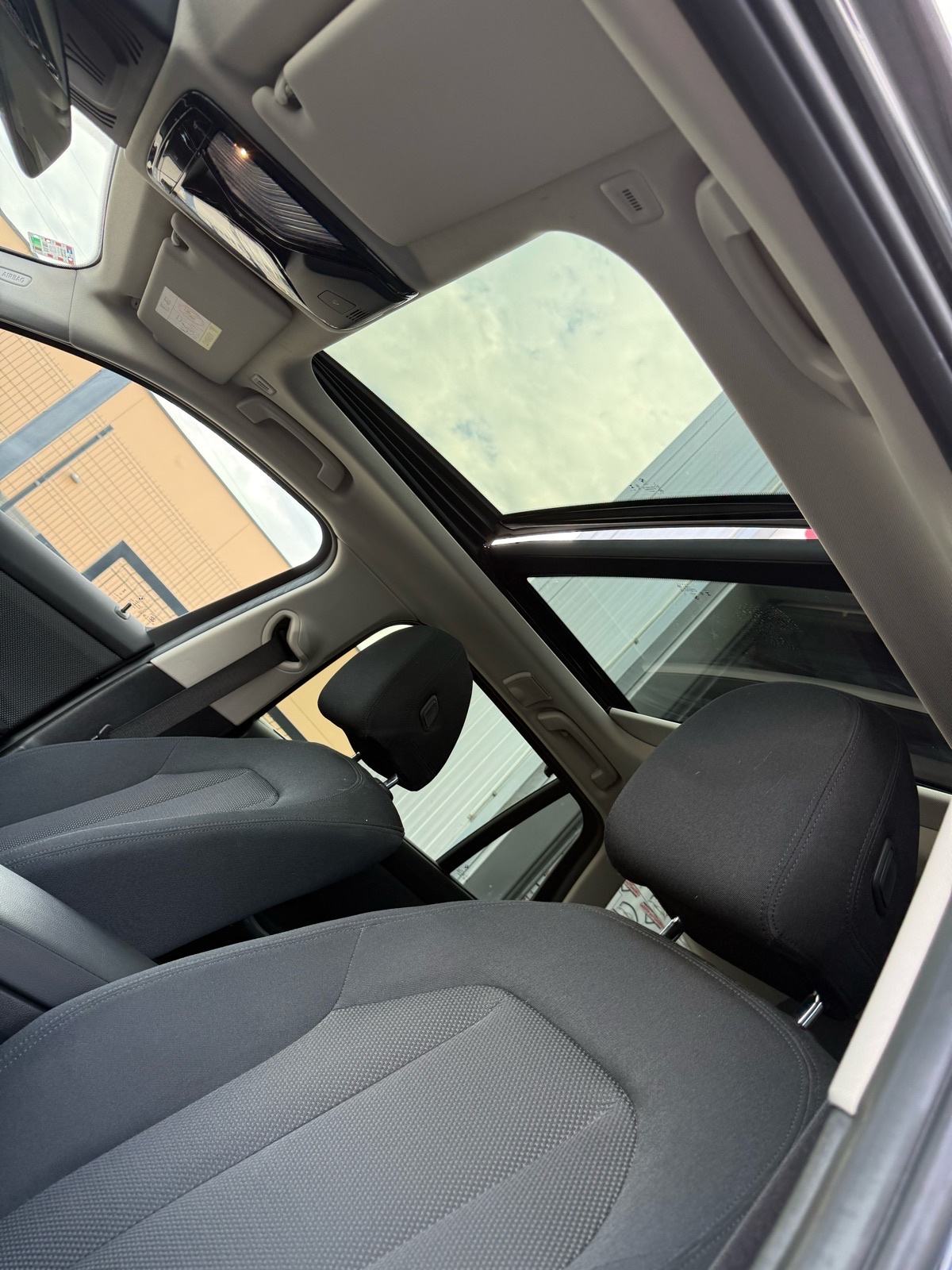 BMW serija 3 Touring 320d*AUTOMATIK*PANO*H&K*LASER*, fotografija 15