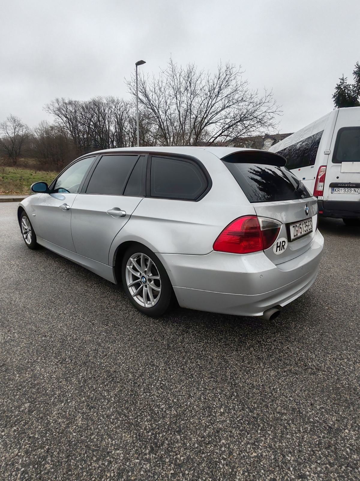 BMW serija 3 Touring 320d automatik, fotografija 4
