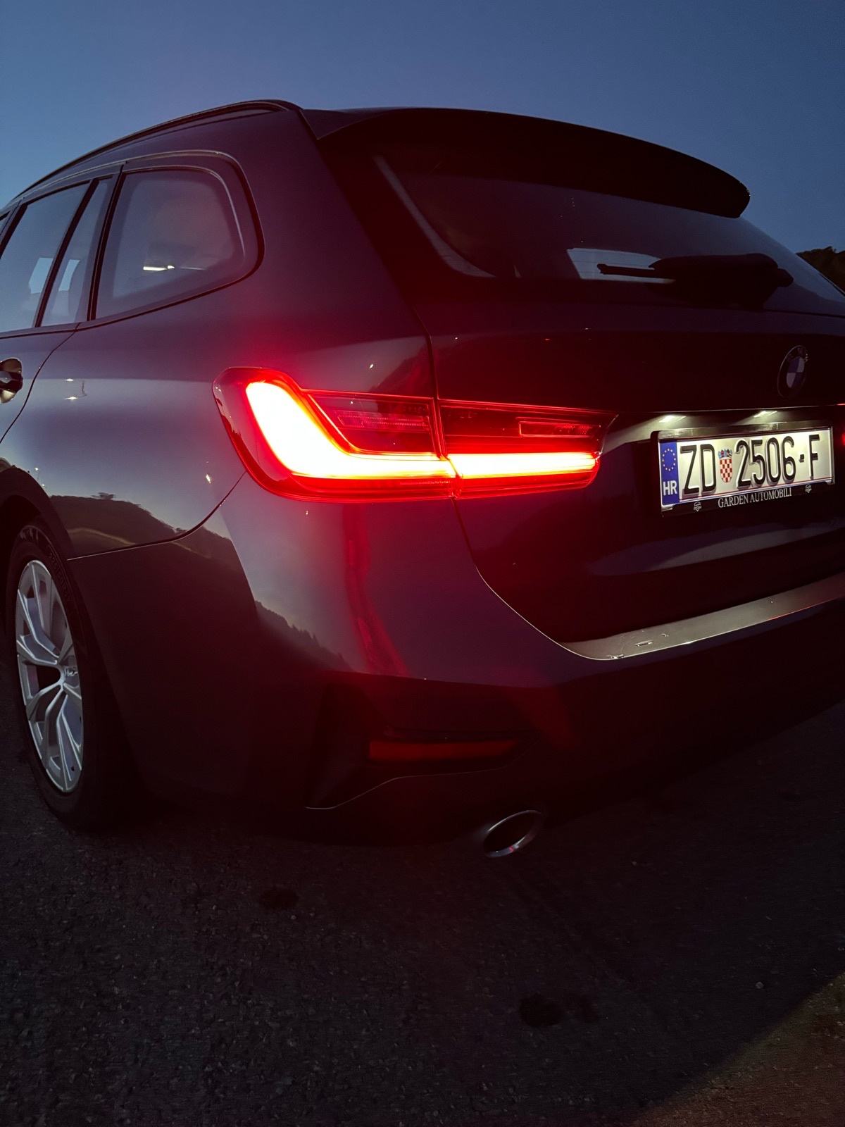 BMW serija 3 Touring 320d automatik, fotografija 4