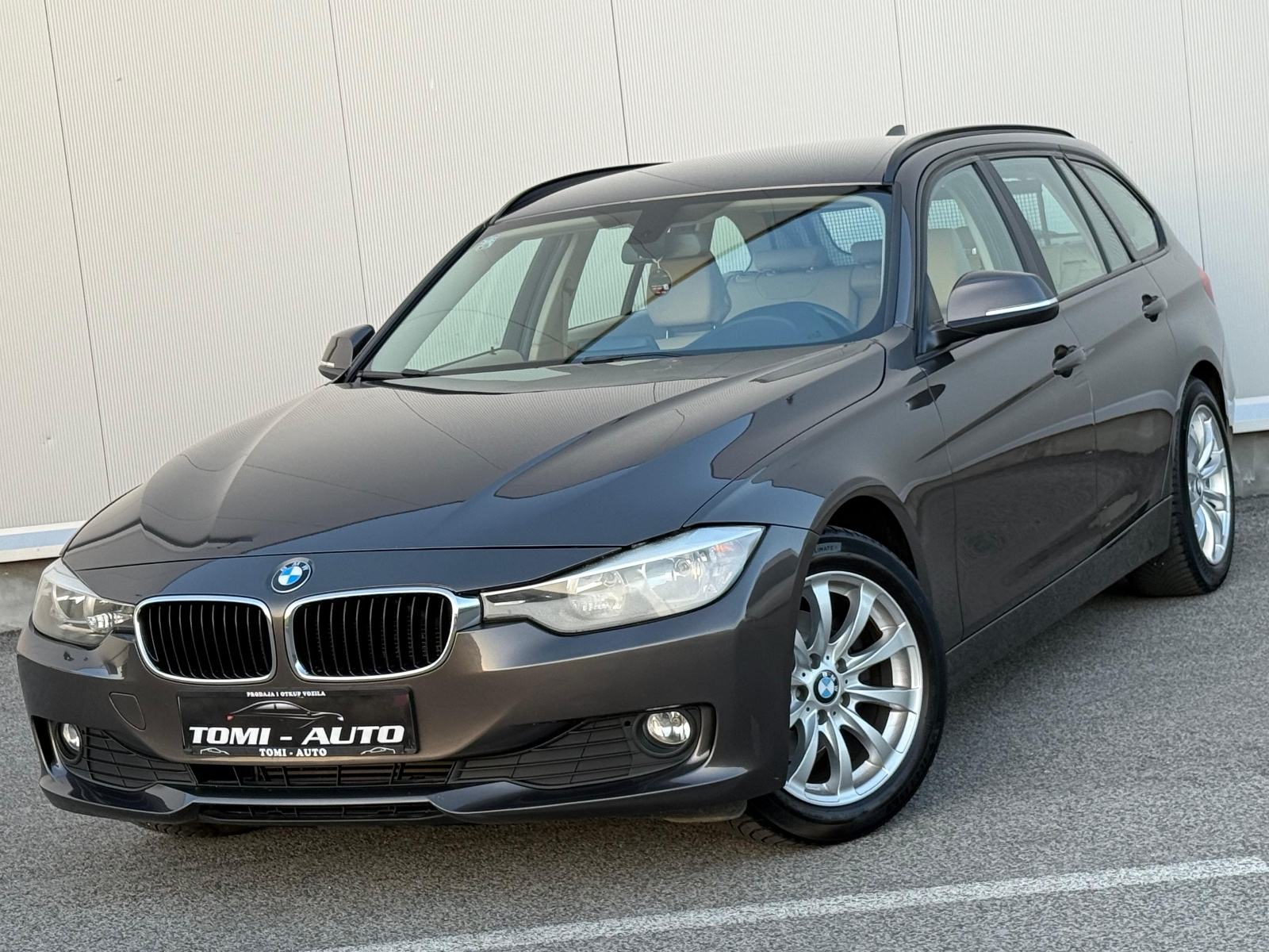 BMW 320 D☆NAVIGACIJA☆DIG.KLIMA☆VELIKI SERVIS☆ALU FELGE☆KOŽA☆, fotografija 2