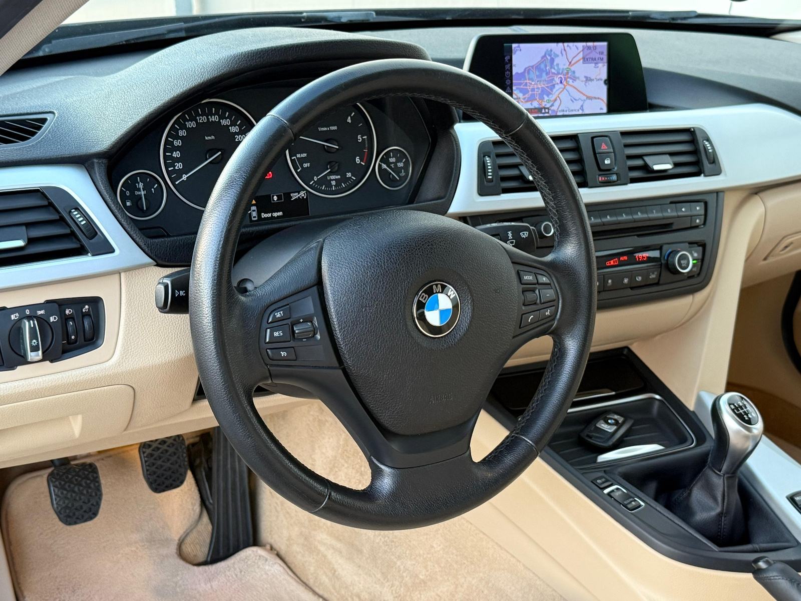 BMW 320 D☆NAVIGACIJA☆DIG.KLIMA☆VELIKI SERVIS☆ALU FELGE☆KOŽA☆, fotografija 13