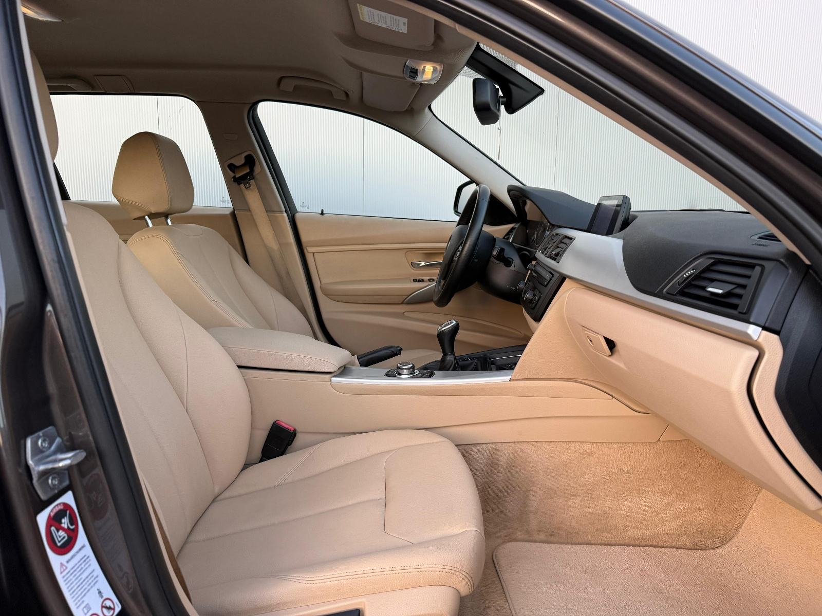 BMW 320 D☆NAVIGACIJA☆DIG.KLIMA☆VELIKI SERVIS☆ALU FELGE☆KOŽA☆, fotografija 12