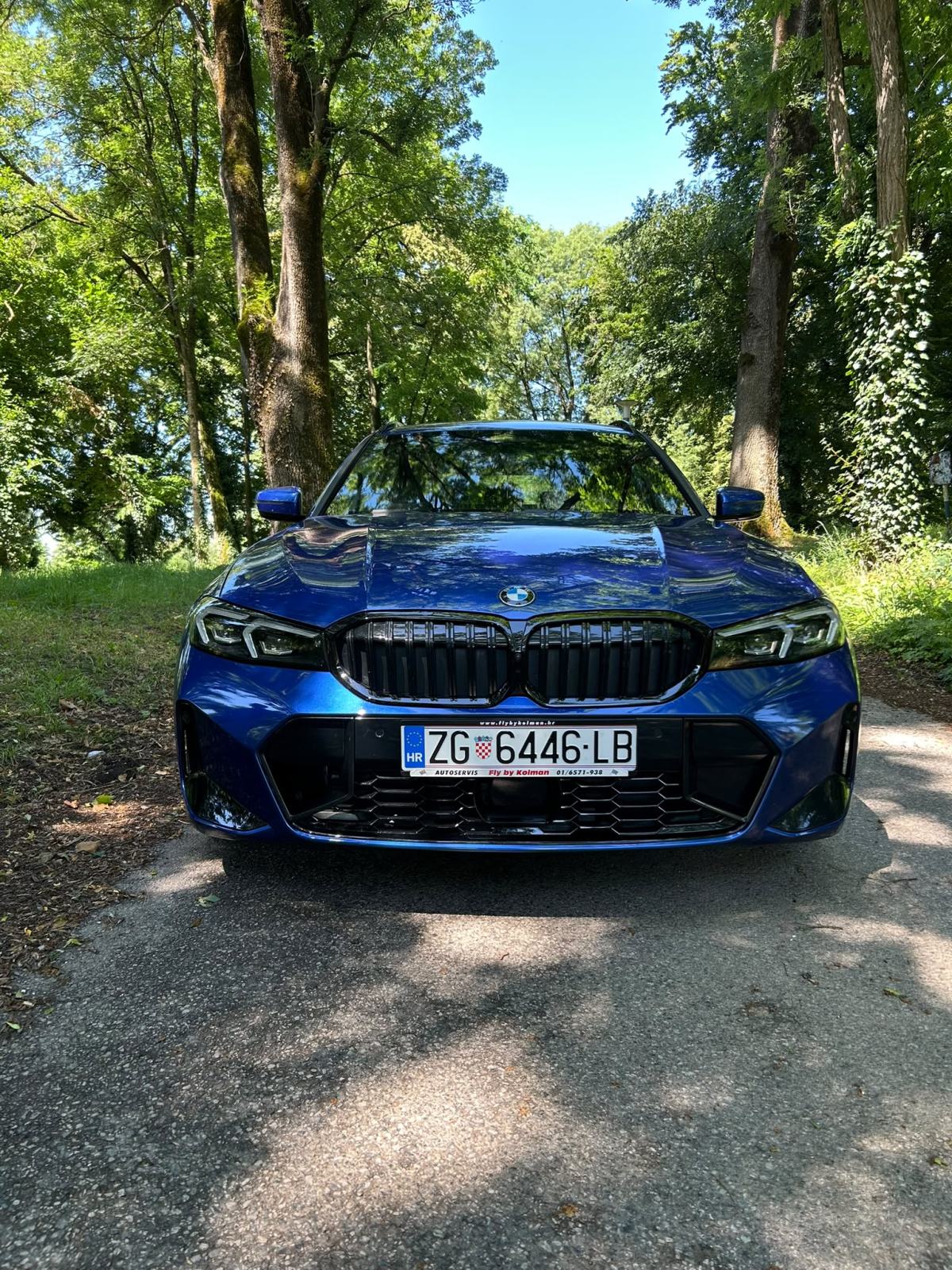 BMW serija 3 Touring 320d automatik, fotografija 2