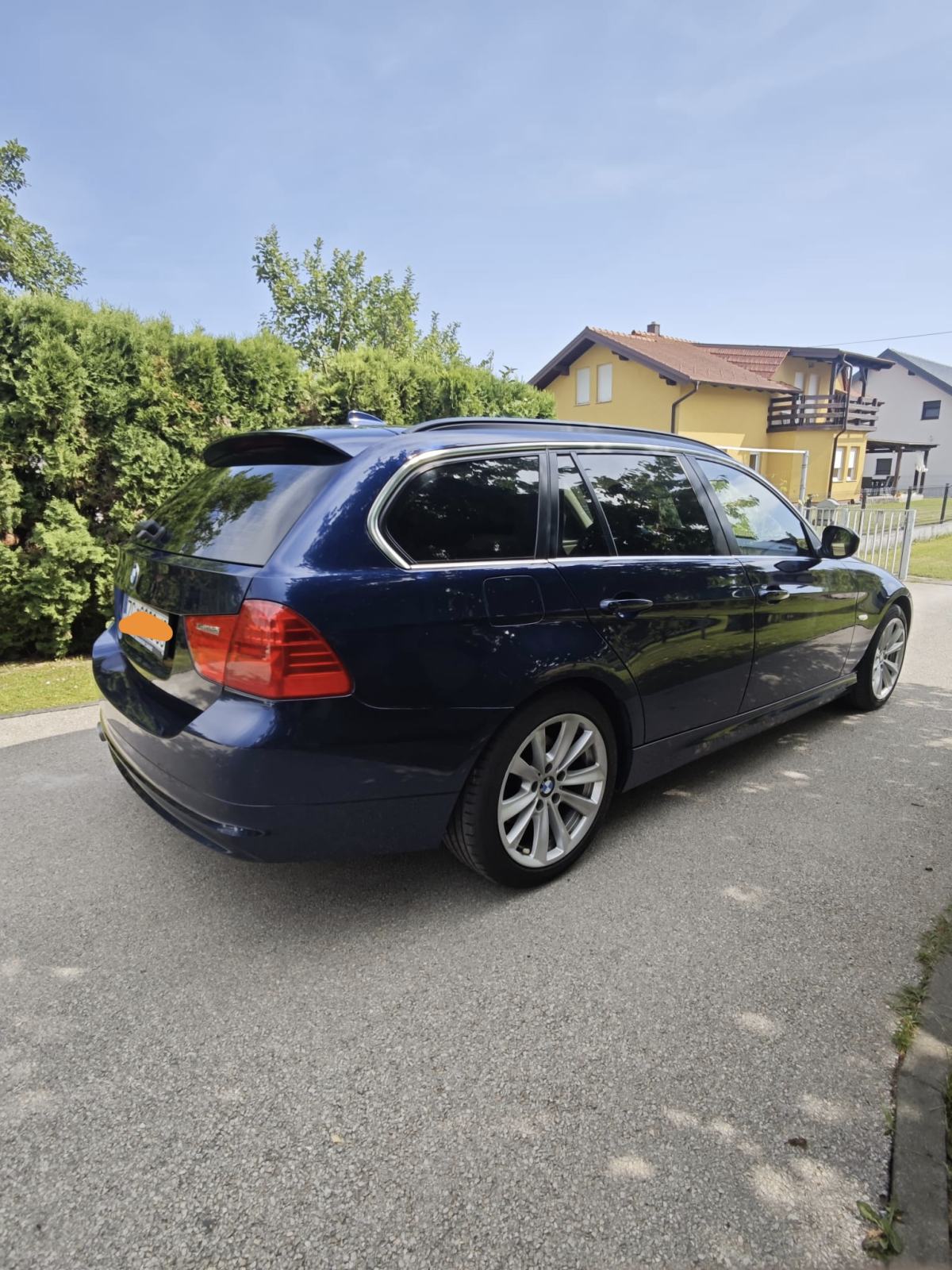 BMW serija 3 Touring 320d automatik, fotografija 2