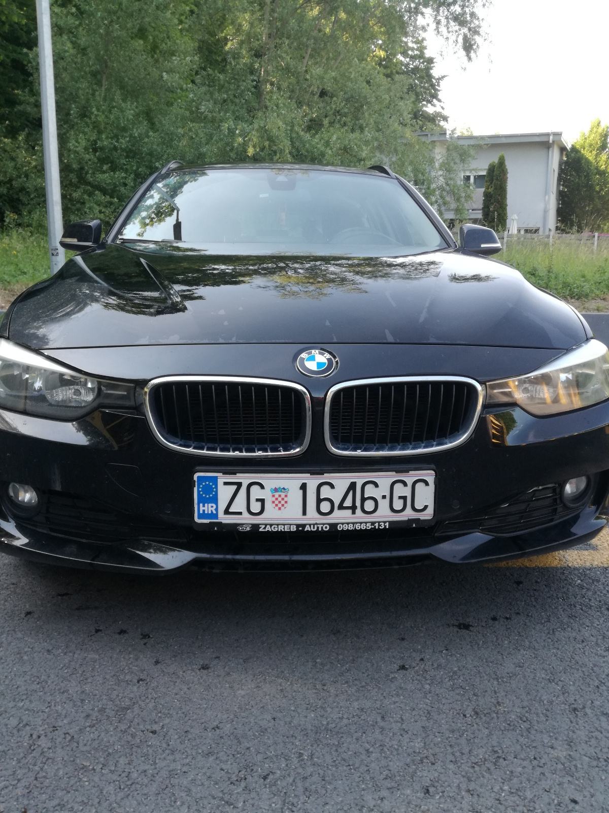 BMW serija 3 Touring 318d, fotografija 11