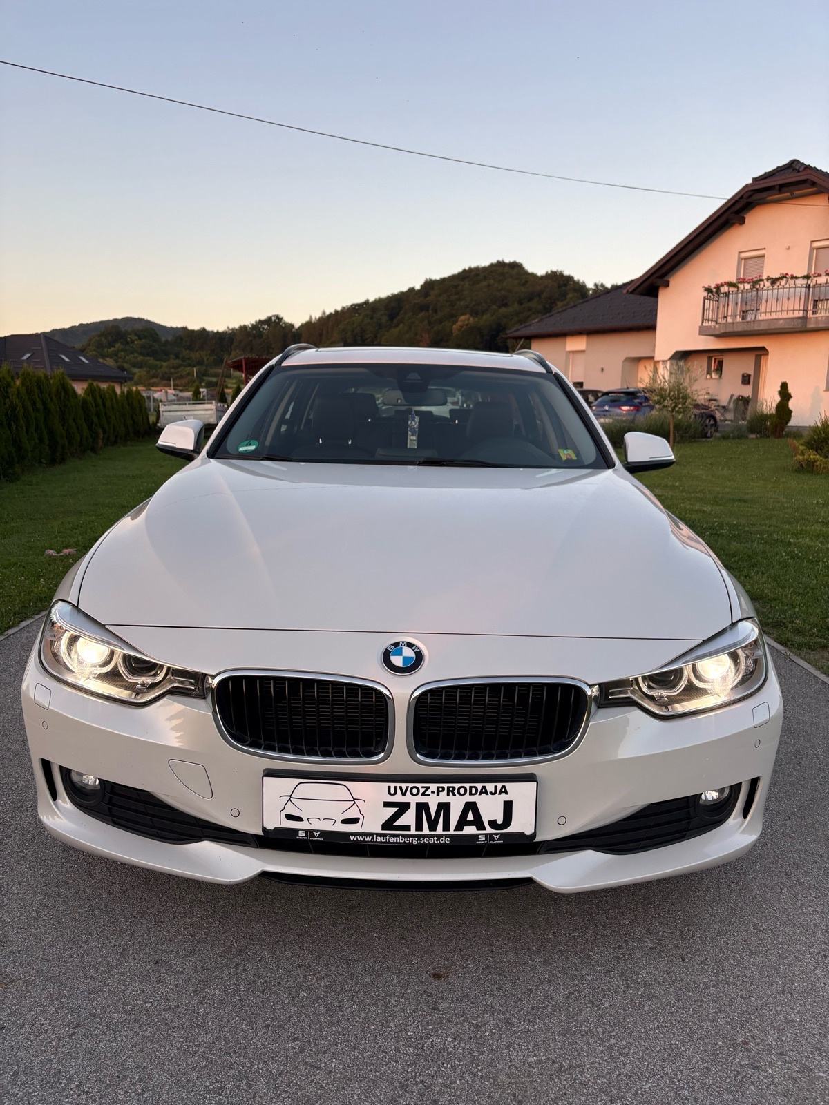 BMW serija 3 Touring 320d*Efficient dinamic*Mineral bijela*Ful oprema*, pogled izvana - slika 2
