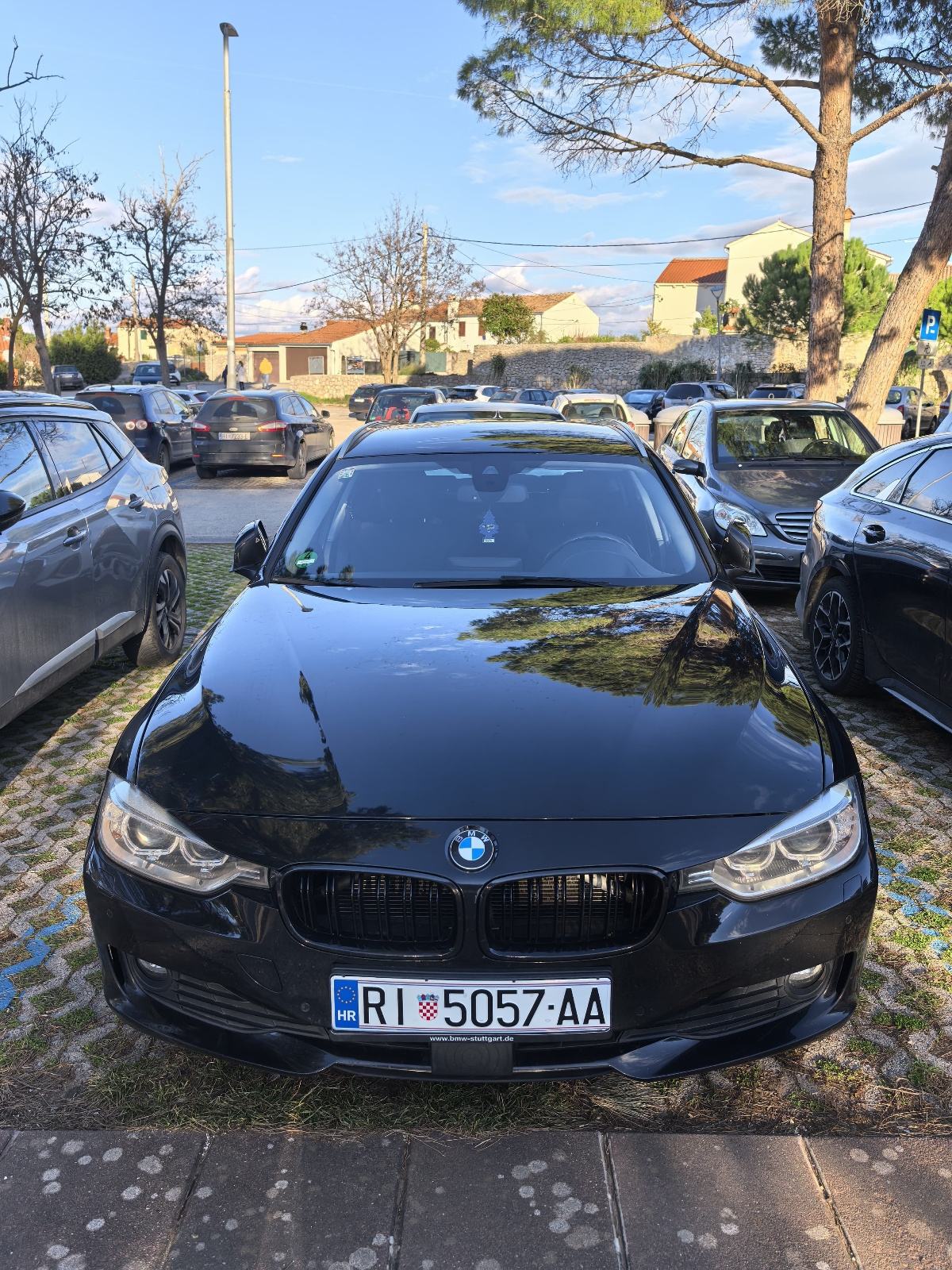 BMW serija 3 Touring 320d Xd automatik, fotografija 1