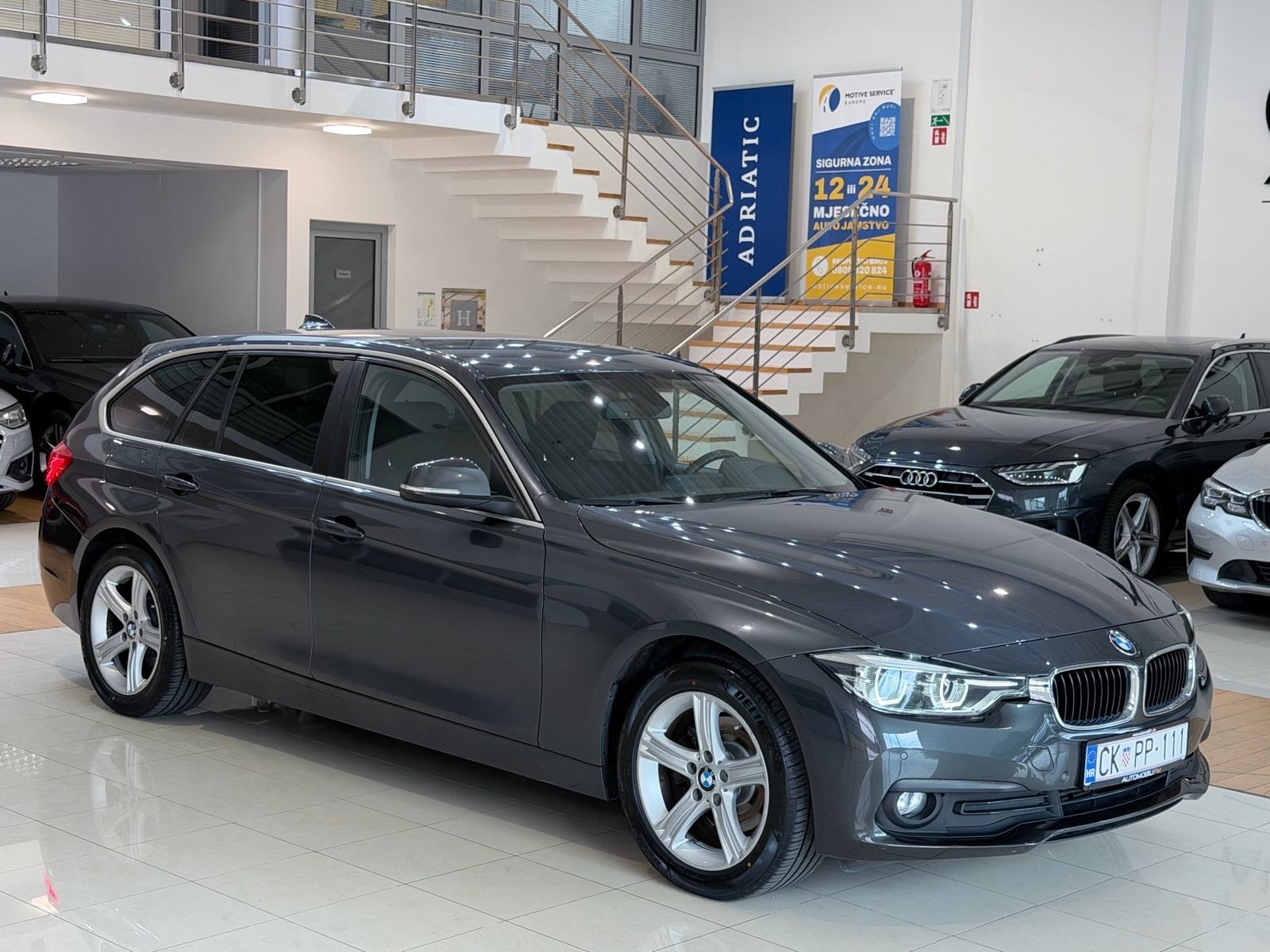 BMW 320d xDrive Touring | LCI | LED | NAVI PRO | F1 | PDC | JAMSTVO, fotografija 11