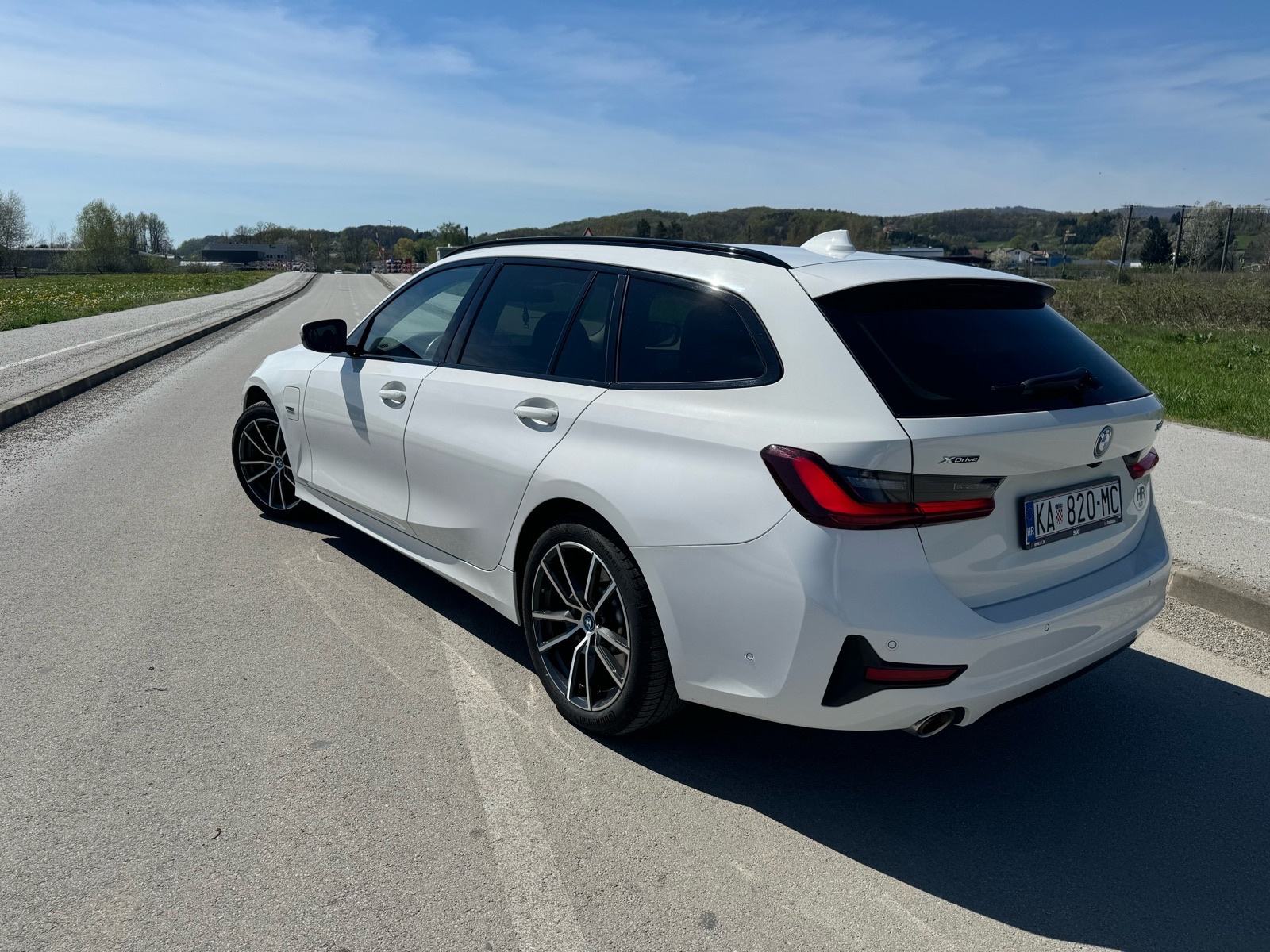 BMW serija 3 Touring 320e automatik, fotografija 5