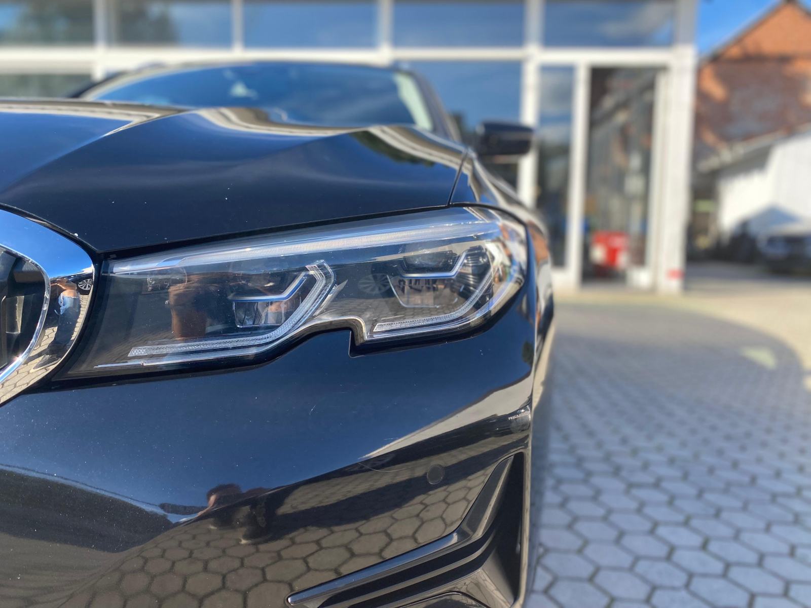 BMW SERIJA 3 TOURING 320XD, HUD, NAVI, TEMPOMAT, 4X GARANCIJA!!, fotografija 2