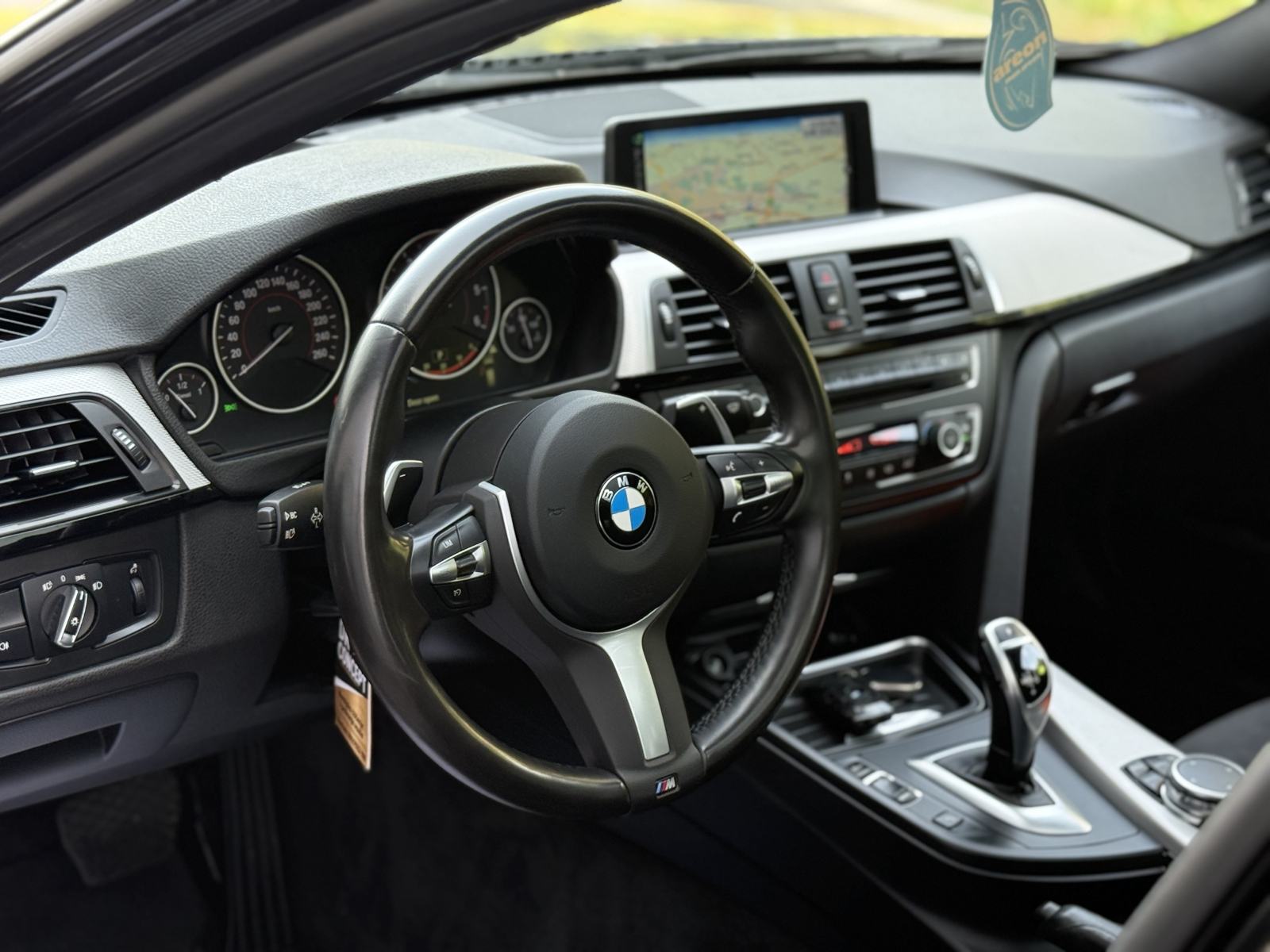 BMW serija 3 Touring 325 D M-PAKET 220 KS SAG F1 AUTOMATIK PANORAMA ZG, fotografija 7