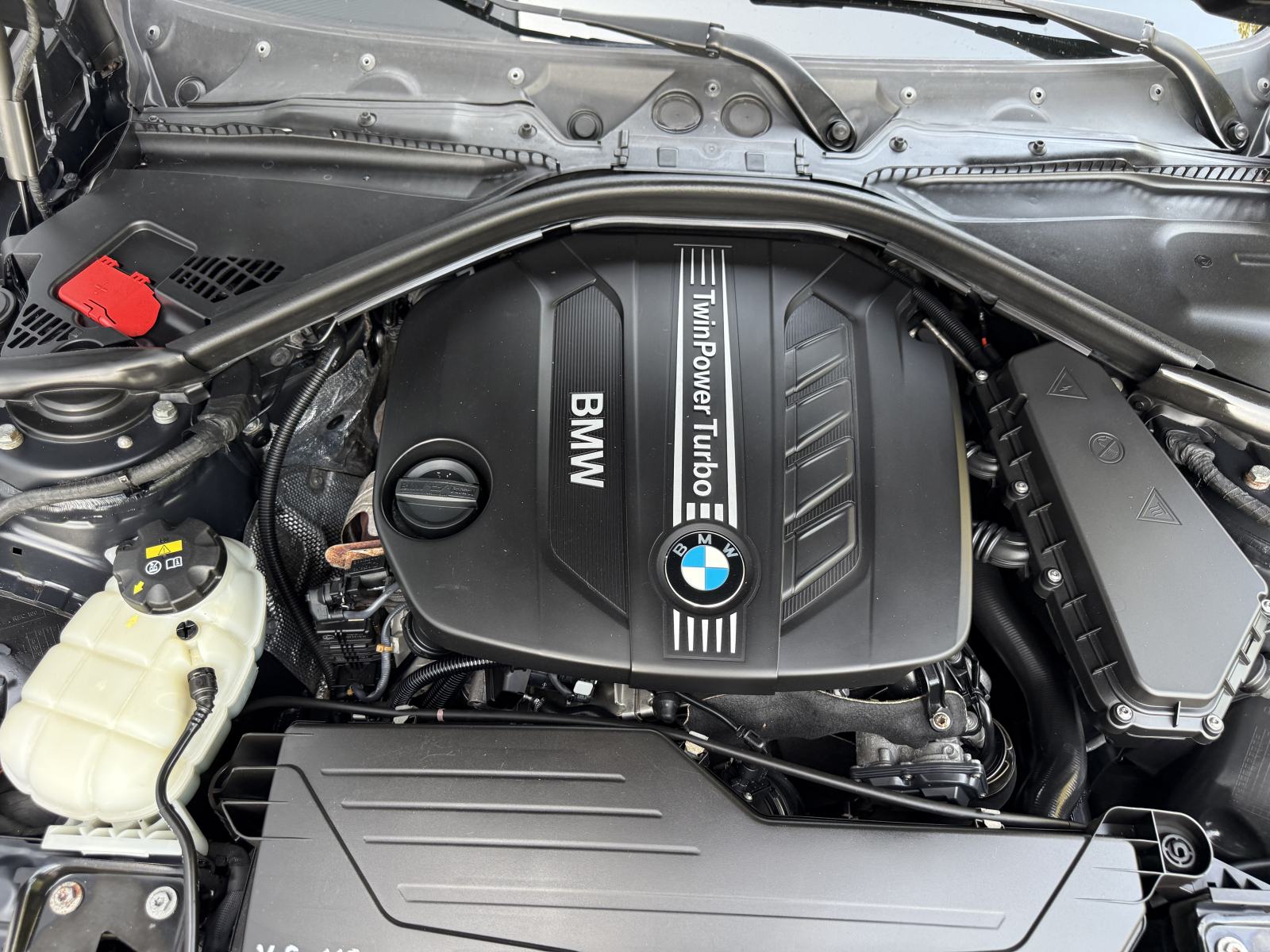 BMW serija 3 Touring 325 D M-PAKET 220 KS SAG F1 AUTOMATIK PANORAMA ZG, fotografija 19