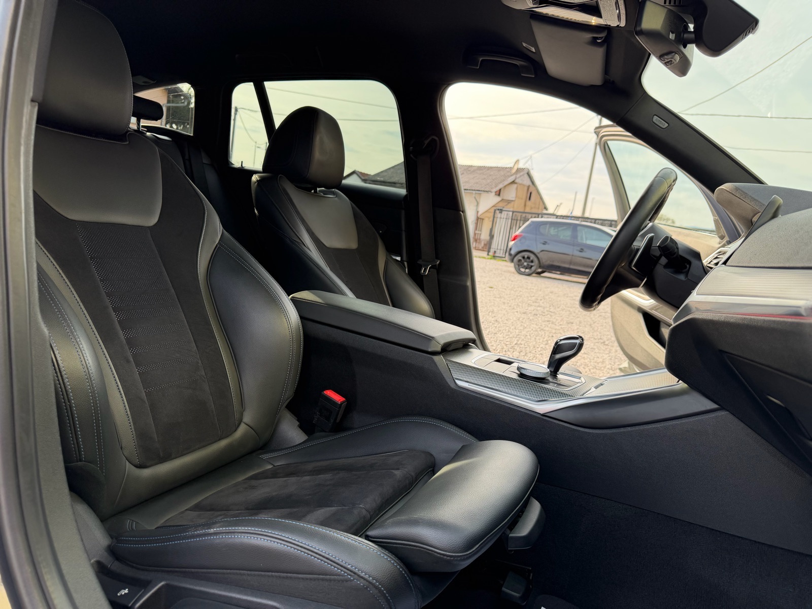 BMW 320d M-Sport •HARMAN•AMBI PRO•GESTURE CONTROL•VIRTUAL•ALCANTARA•, fotografija 14