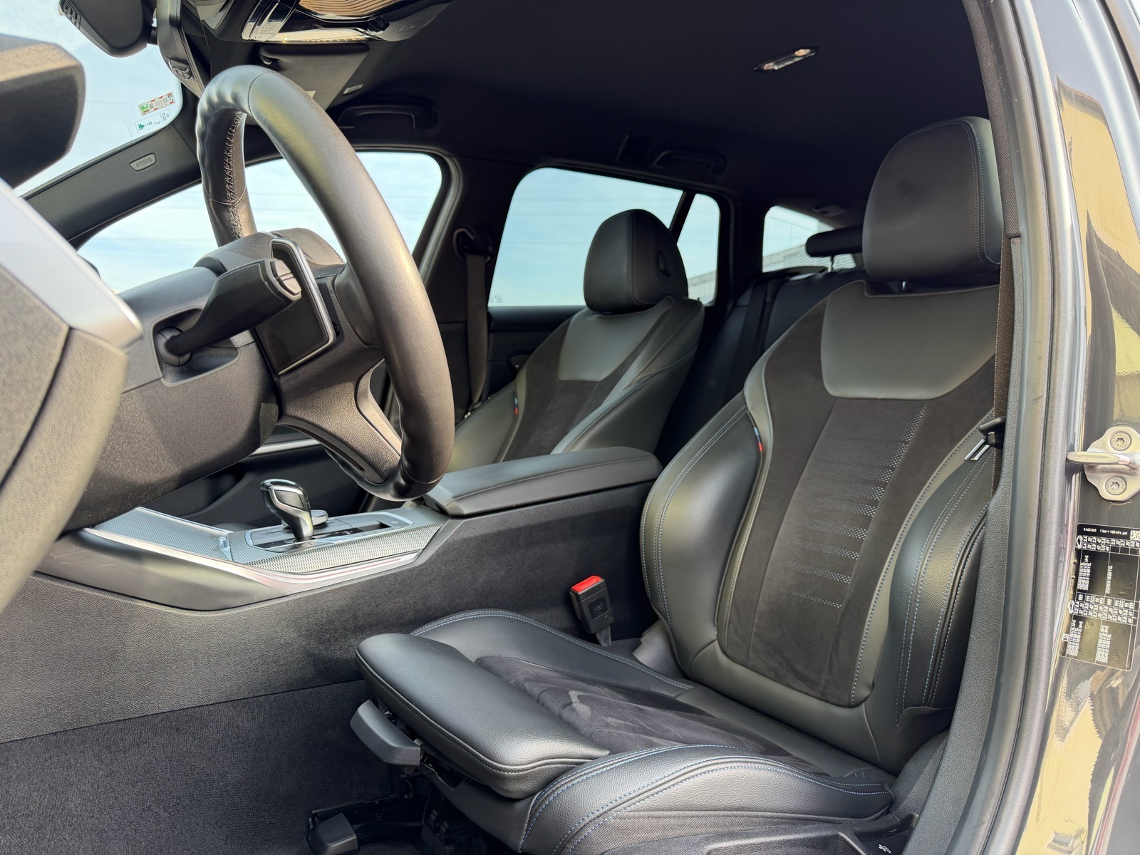 BMW 320d M-Sport •HARMAN•AMBI PRO•GESTURE CONTROL•VIRTUAL•ALCANTARA•, fotografija 13