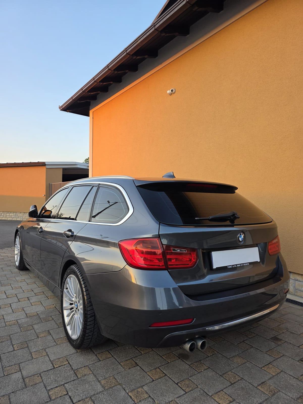 BMW Touring 330d AUTOMATIK - LUXURY LINE - SERVISNA - JEDINSTVEN U HR!, fotografija 8