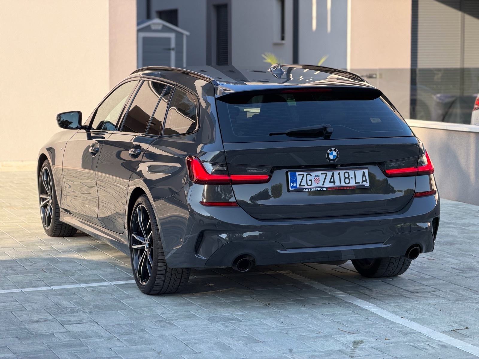 BMW 320d M-Sport •HARMAN•AMBI PRO•GESTURE CONTROL•VIRTUAL•ALCANTARA•, fotografija 5