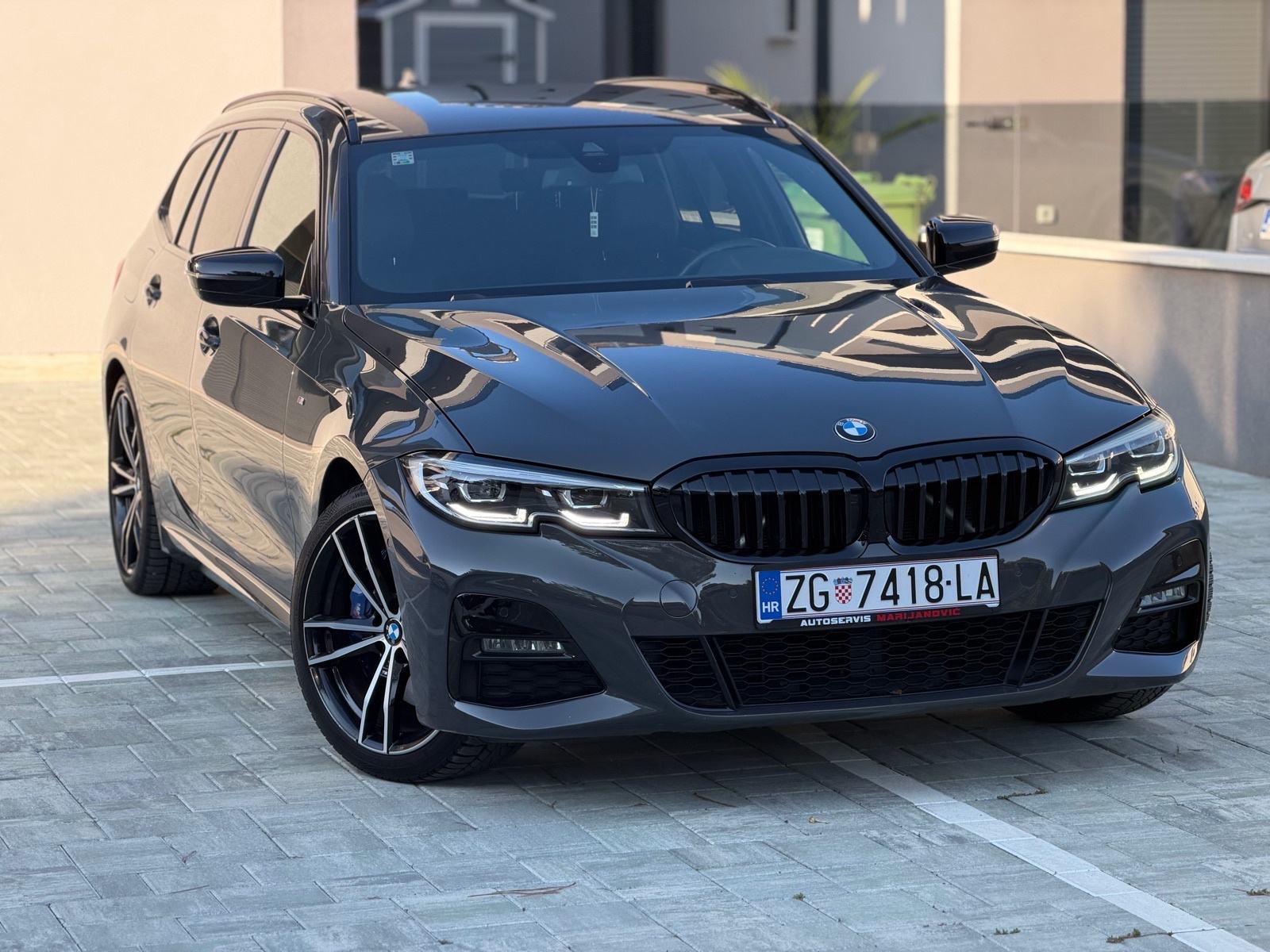 BMW 320d M-Sport •HARMAN•AMBI PRO•GESTURE CONTROL•VIRTUAL•ALCANTARA•, fotografija 3
