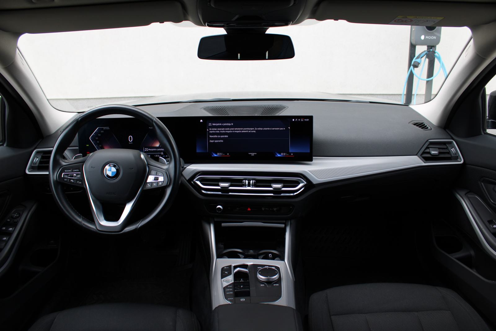 BMW serija 3 Touring: 330d Touring Avt. ACC LED VIRTUAL, fotografija 8