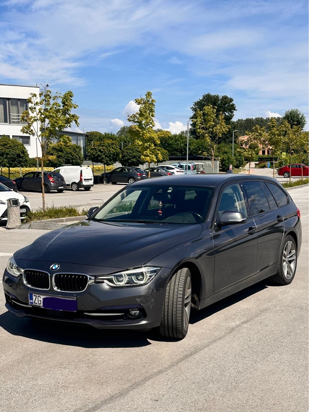 BMW serija 3 Touring 335d automatik, fotografija 2