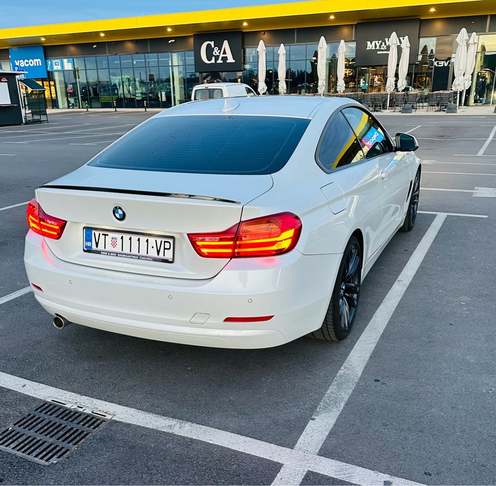 BMW serija 4 Coupe 420d 2016g reg. 11/26g automatik, fotografija 7