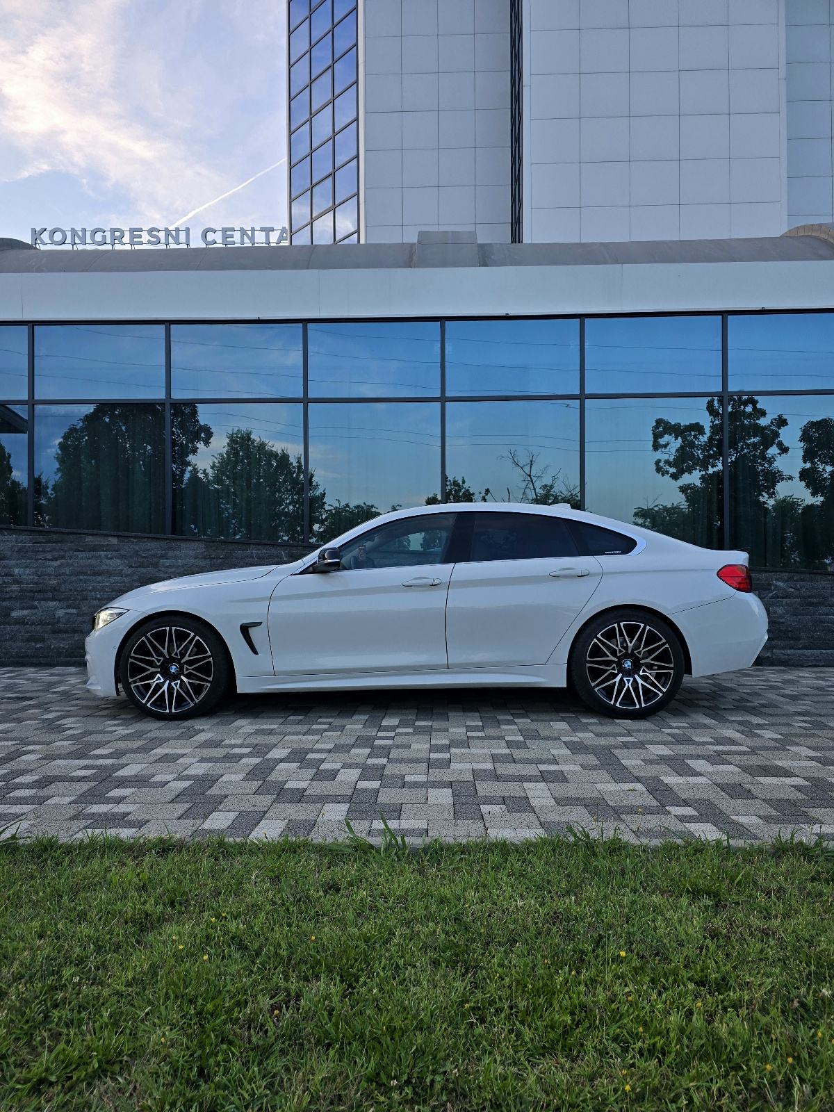 BMW serija 4 Gran Coupe 3.0 automatik, fotografija 5