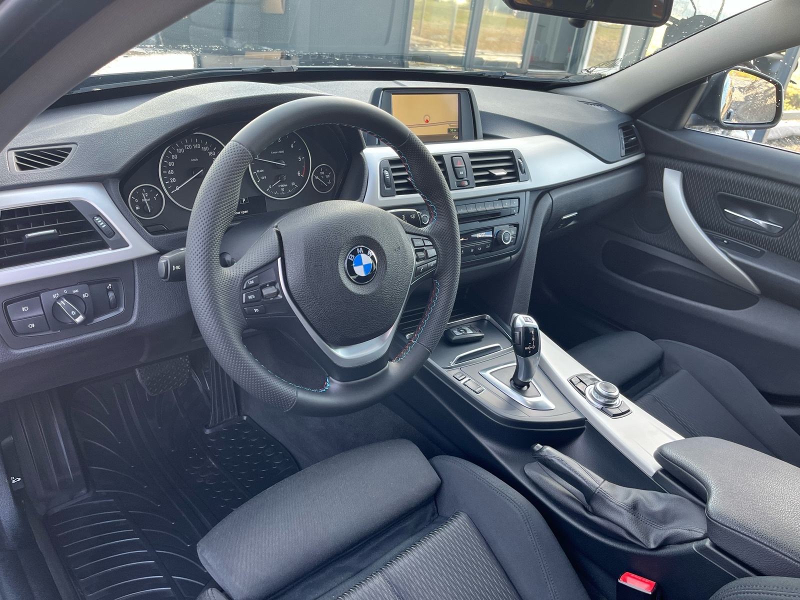 BMW serija 4 Gran Coupe 420d automatik, fotografija 12