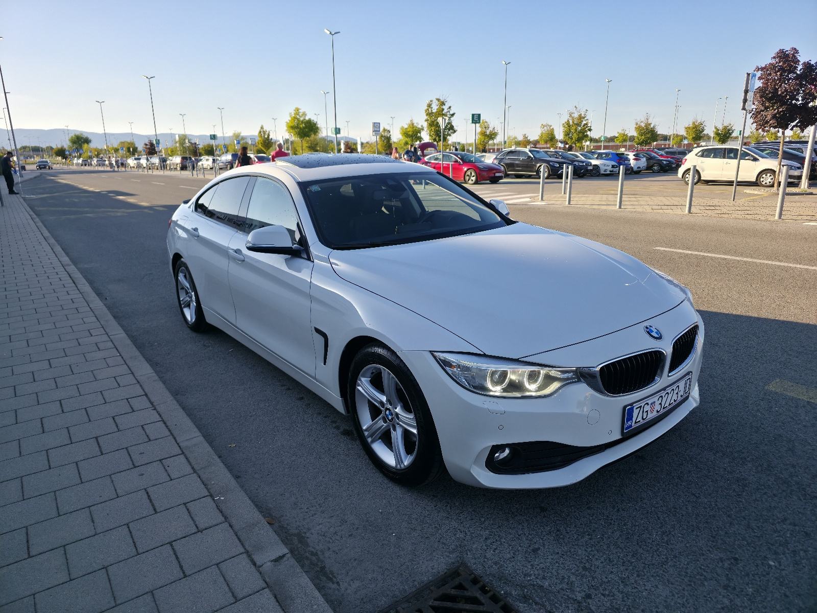 BMW serija 4 Gran Coupe 420d automatik, fotografija 1