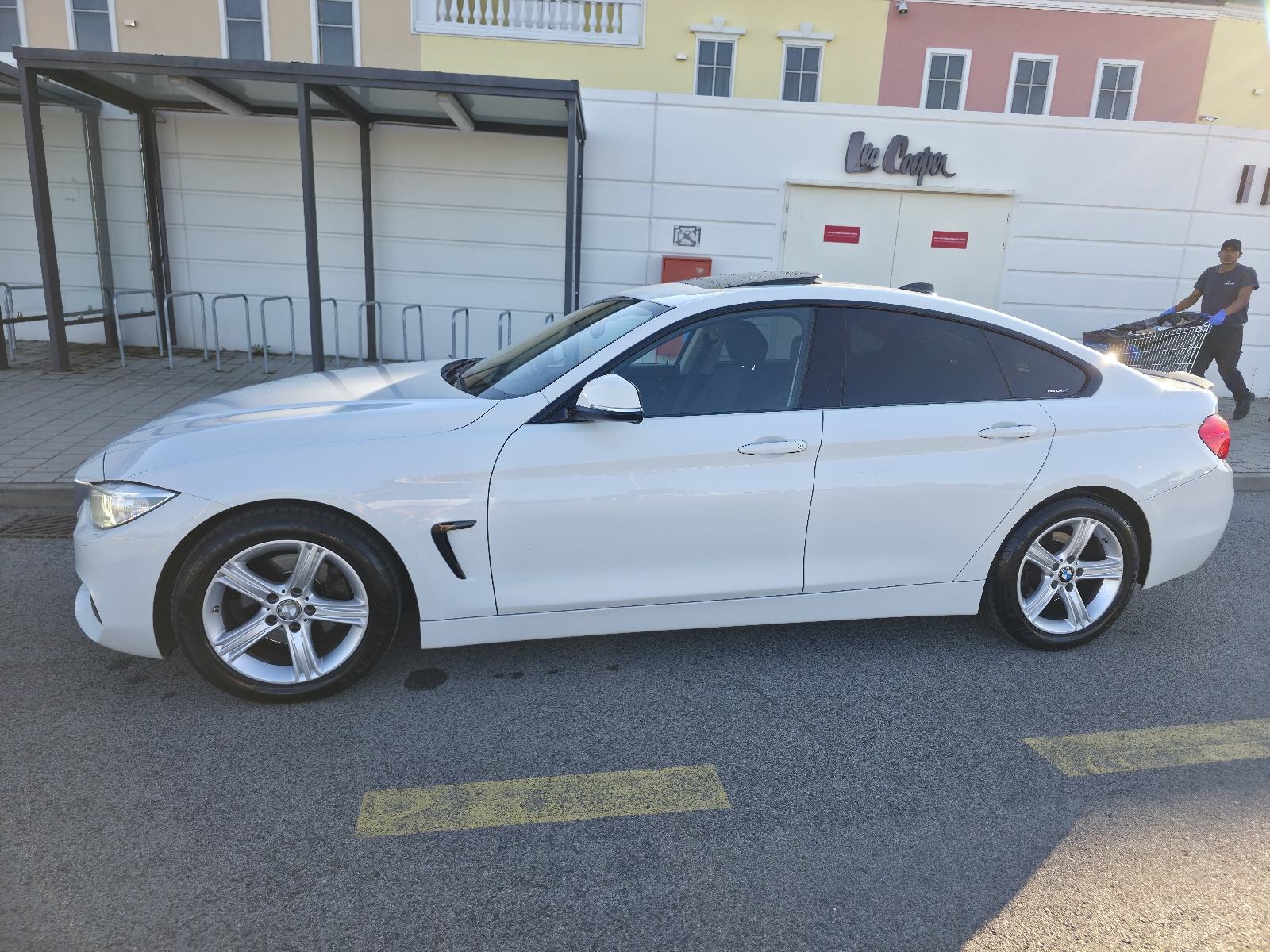 BMW serija 4 Gran Coupe 420d automatik, fotografija 9