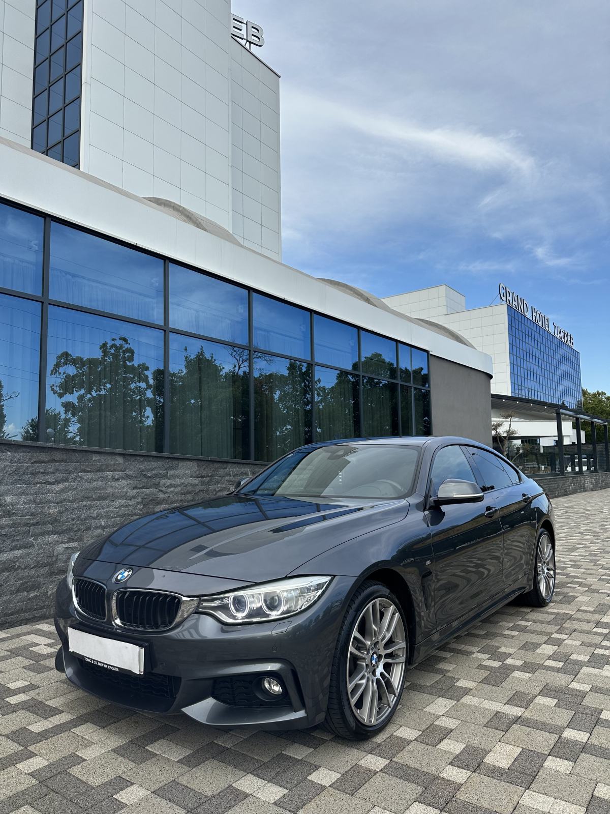 BMW 435XD M PAKET///UNIKATNA CRVENA KOZA, pogled izvana - slika 2