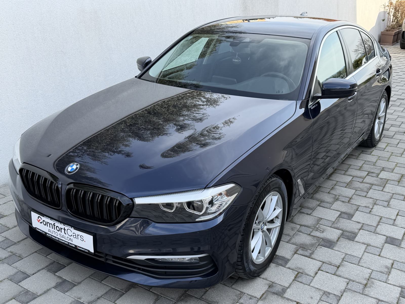 BMW serija 5 520d~Automatik~Navi~Full Led~Servisna, fotografija 3