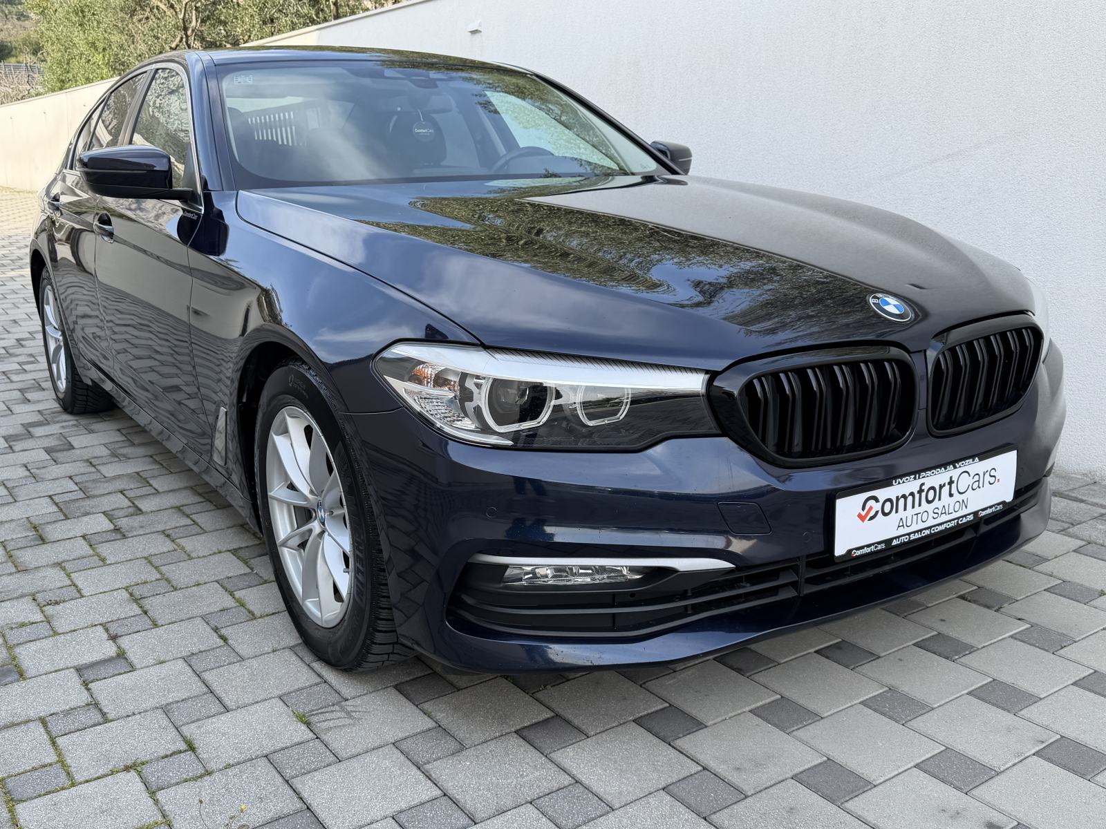 BMW serija 5 520d~Automatik~Navi~Full Led~Servisna, fotografija 2