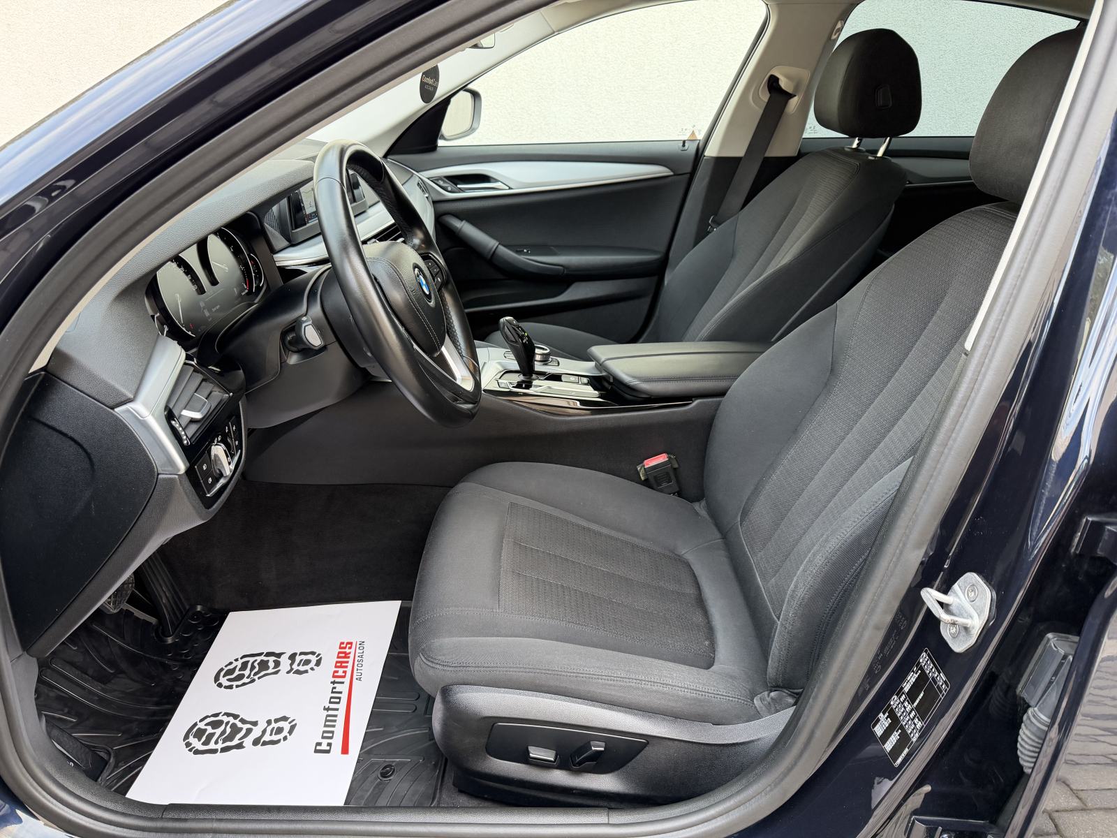 BMW serija 5 520d~Automatik~Navi~Full Led~Servisna, fotografija 13
