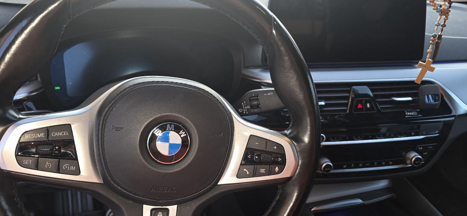 BMW serija 5 2021g, fotografija 12