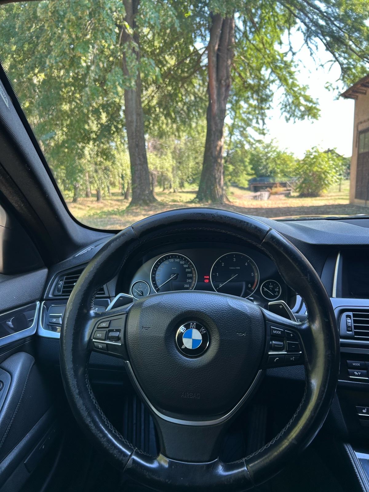 BMW serija 5 518d automatik, fotografija 13