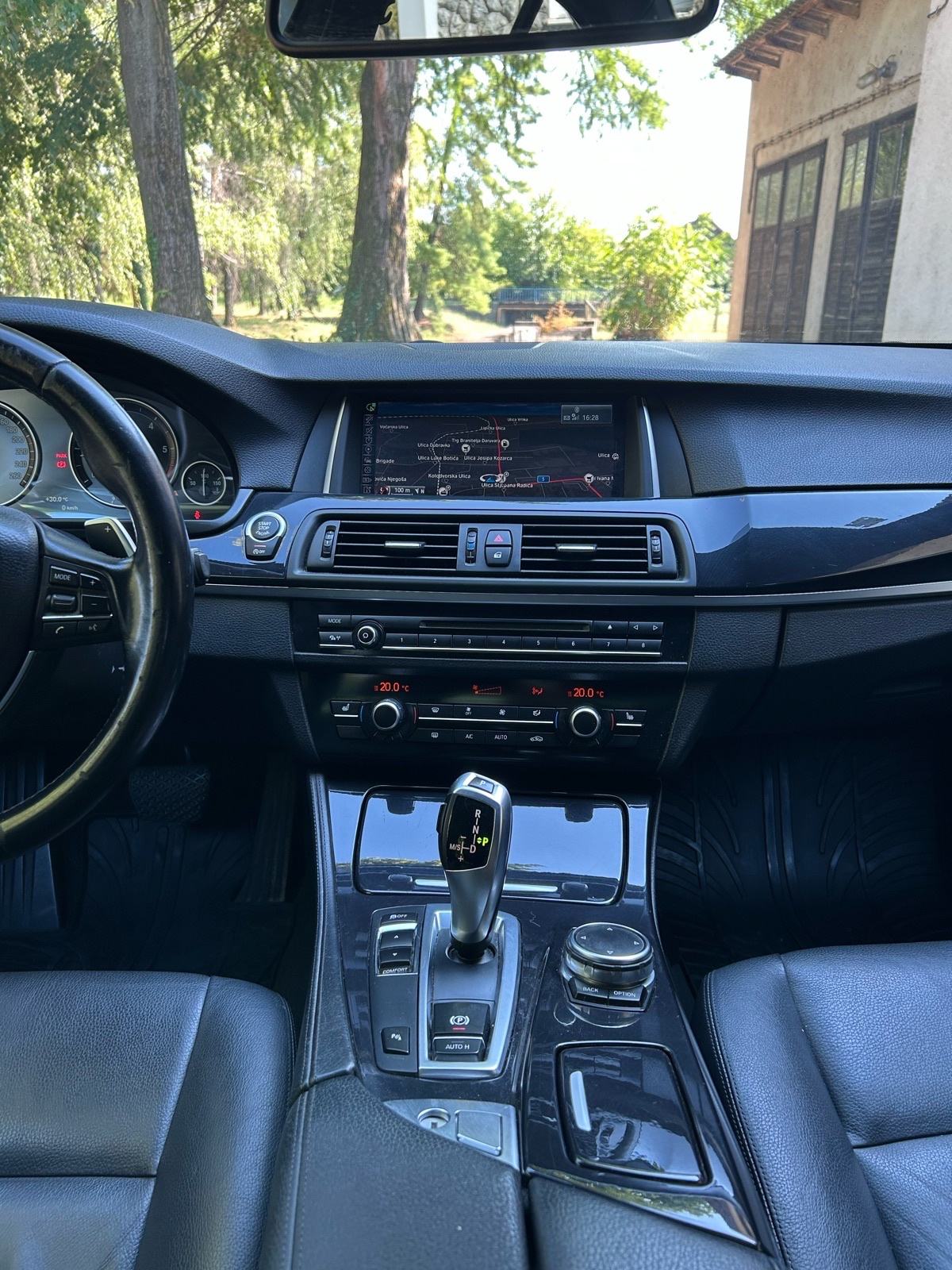 BMW serija 5 518d automatik, fotografija 15
