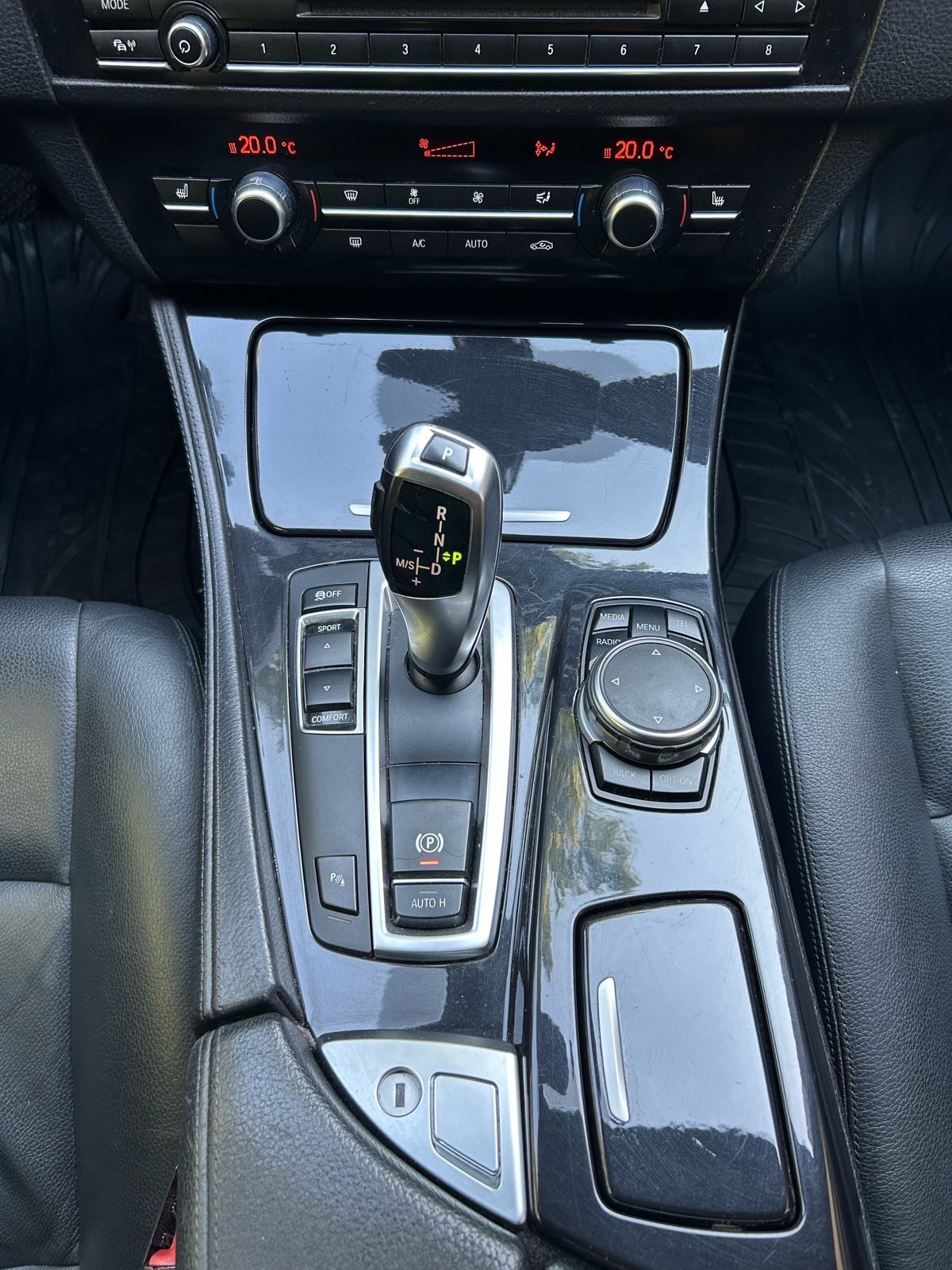 BMW serija 5 518d automatik, fotografija 17